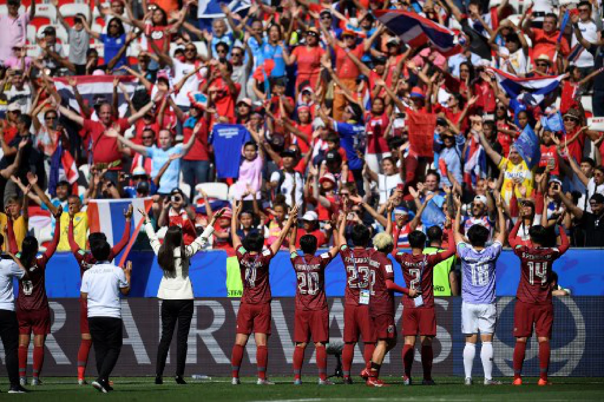Sweden cruise past Thailand to make Women's World Cup last 16