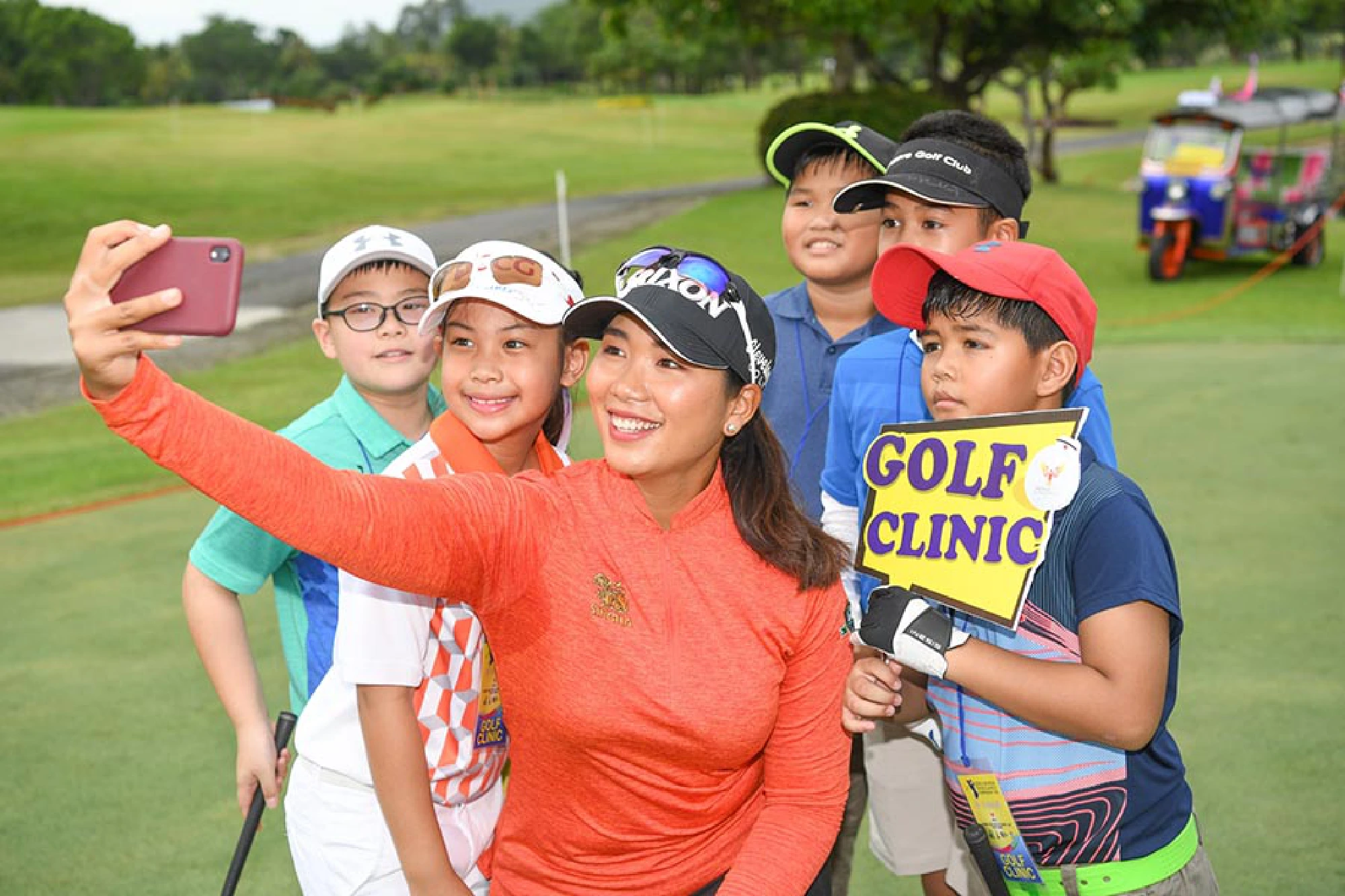 Rubbing shoulders with the pros