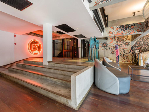 Living, breathing and seeing art