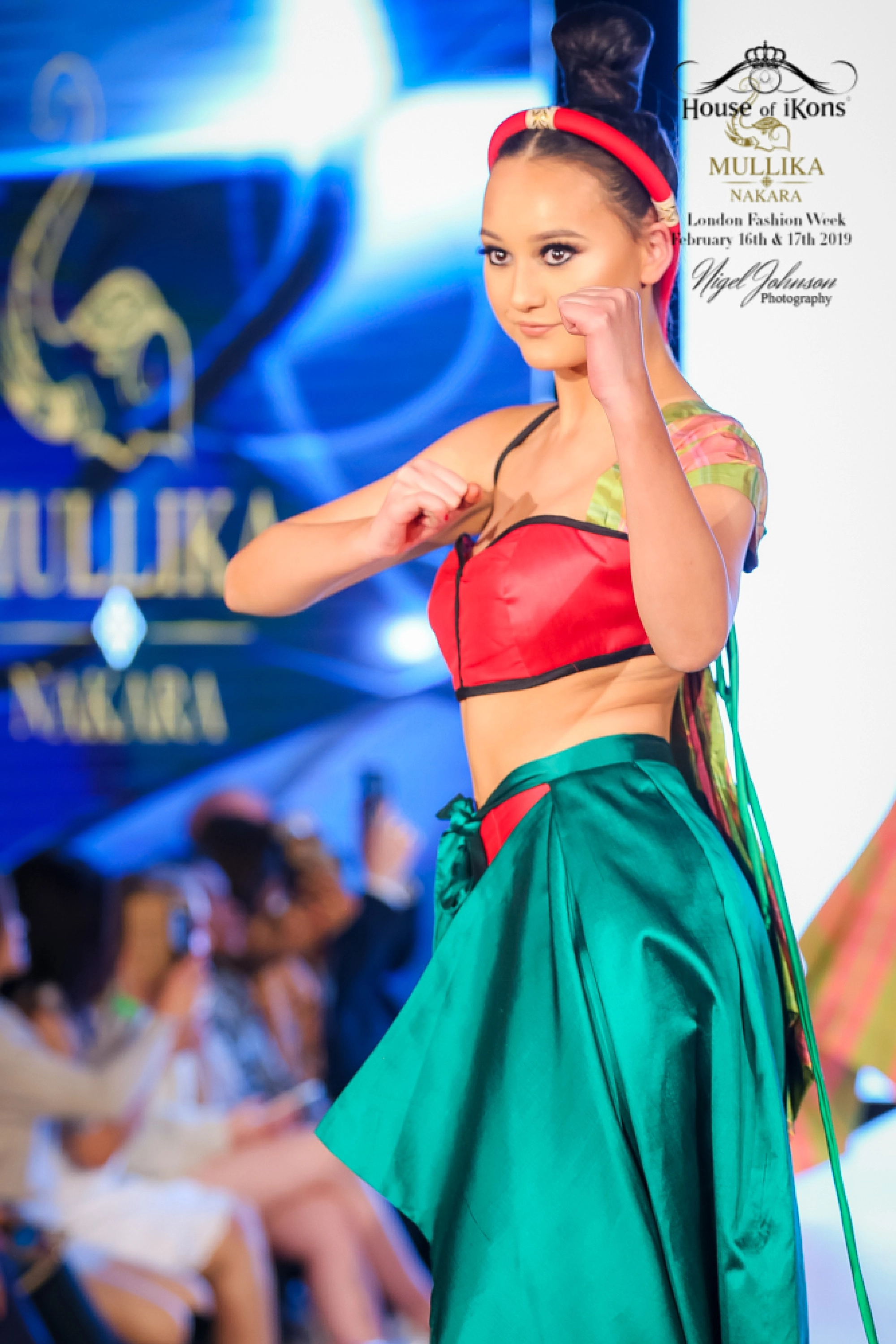 Dressed like a heroien