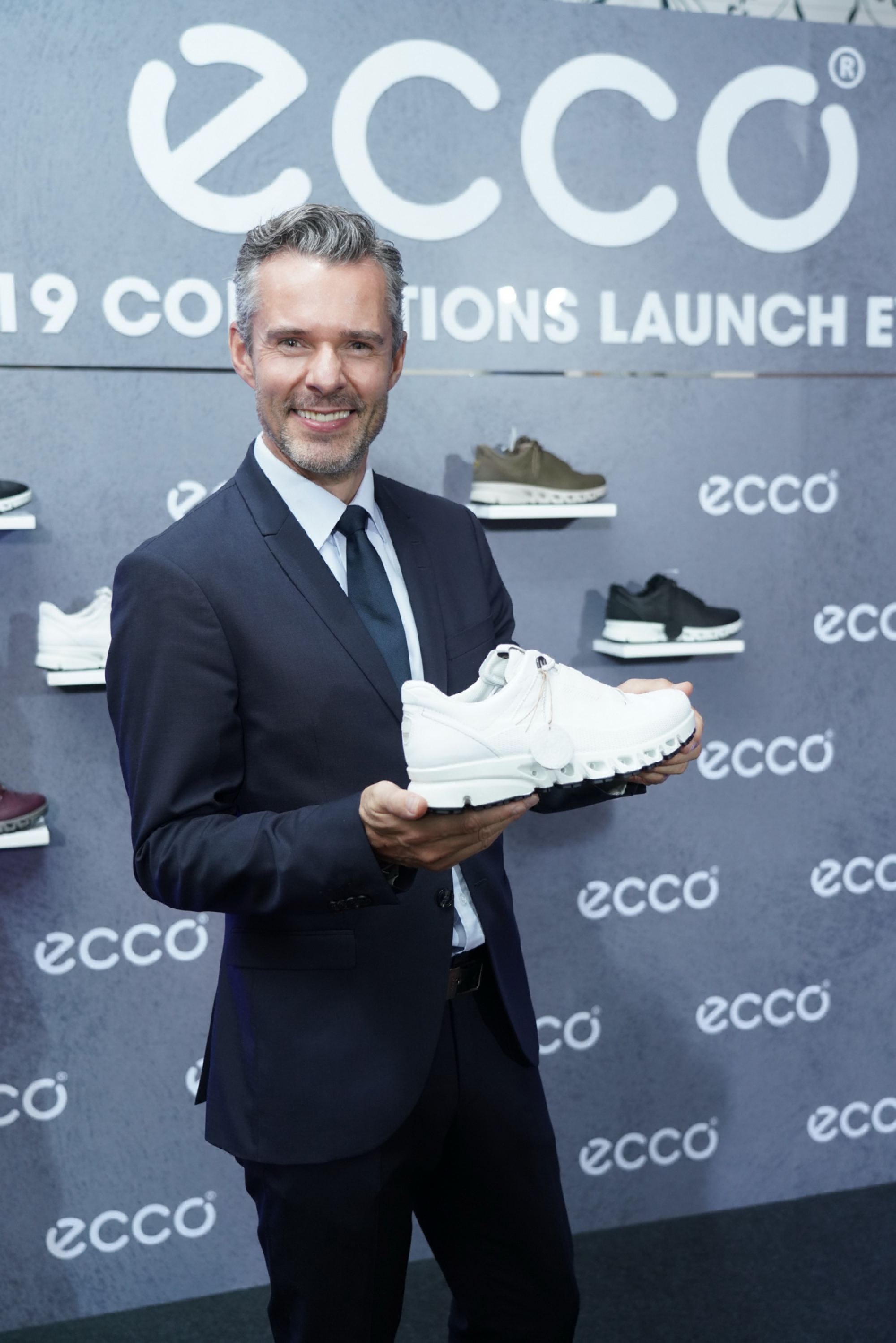 Simply made for walking