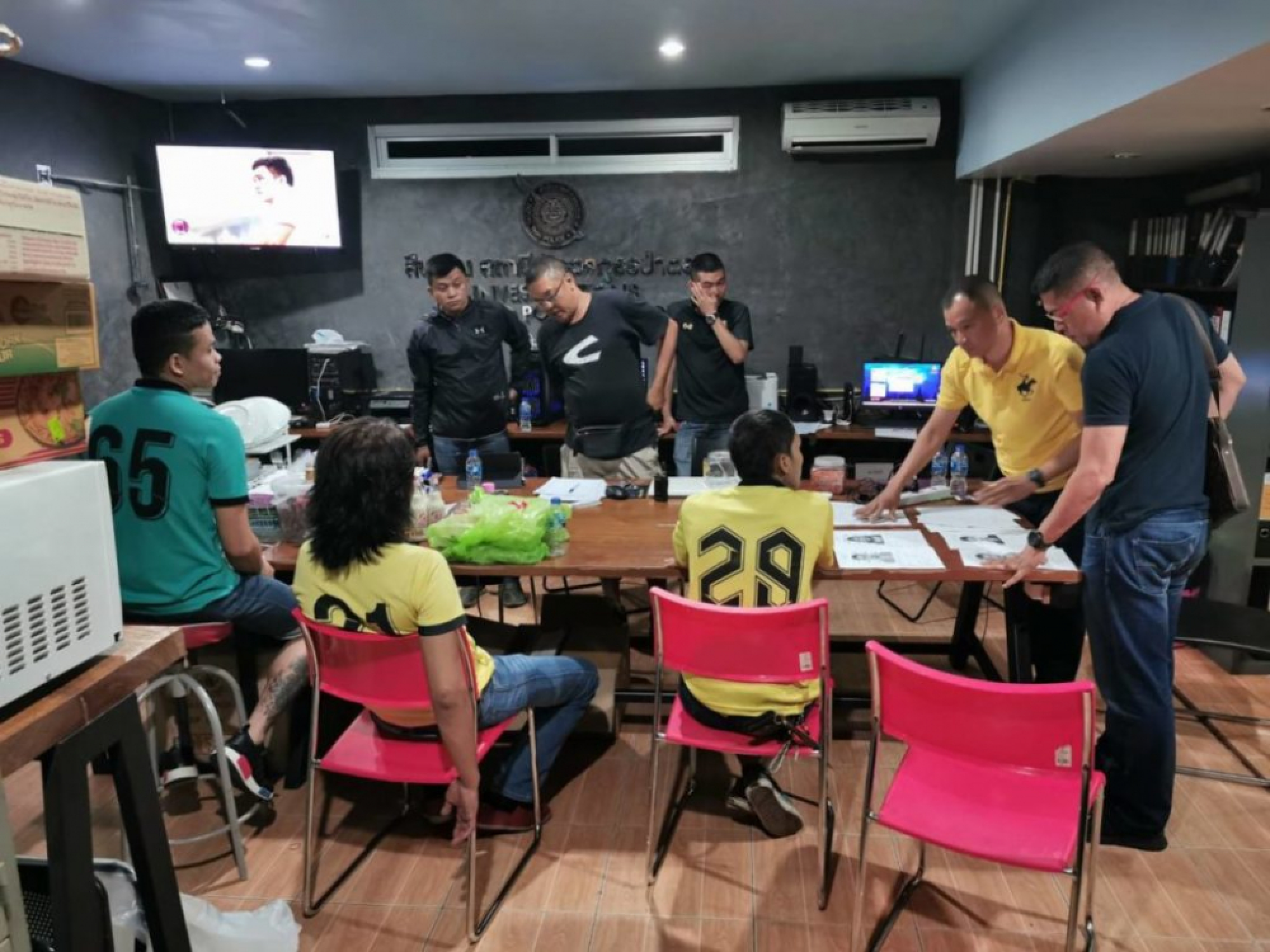 Suspect charged with murder after stabbing at Patong restaurant