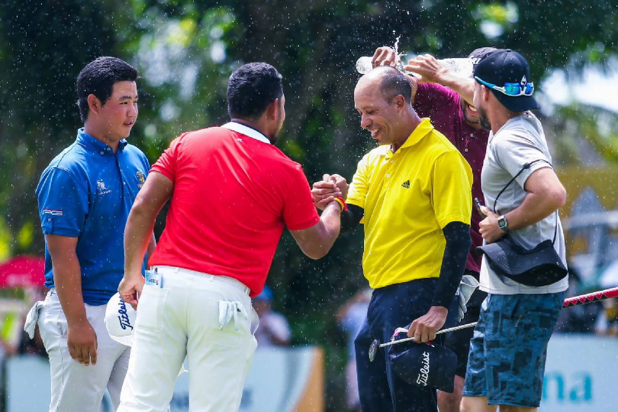 Ice-cold Carballo downs Chinnarat in Phuket shootout