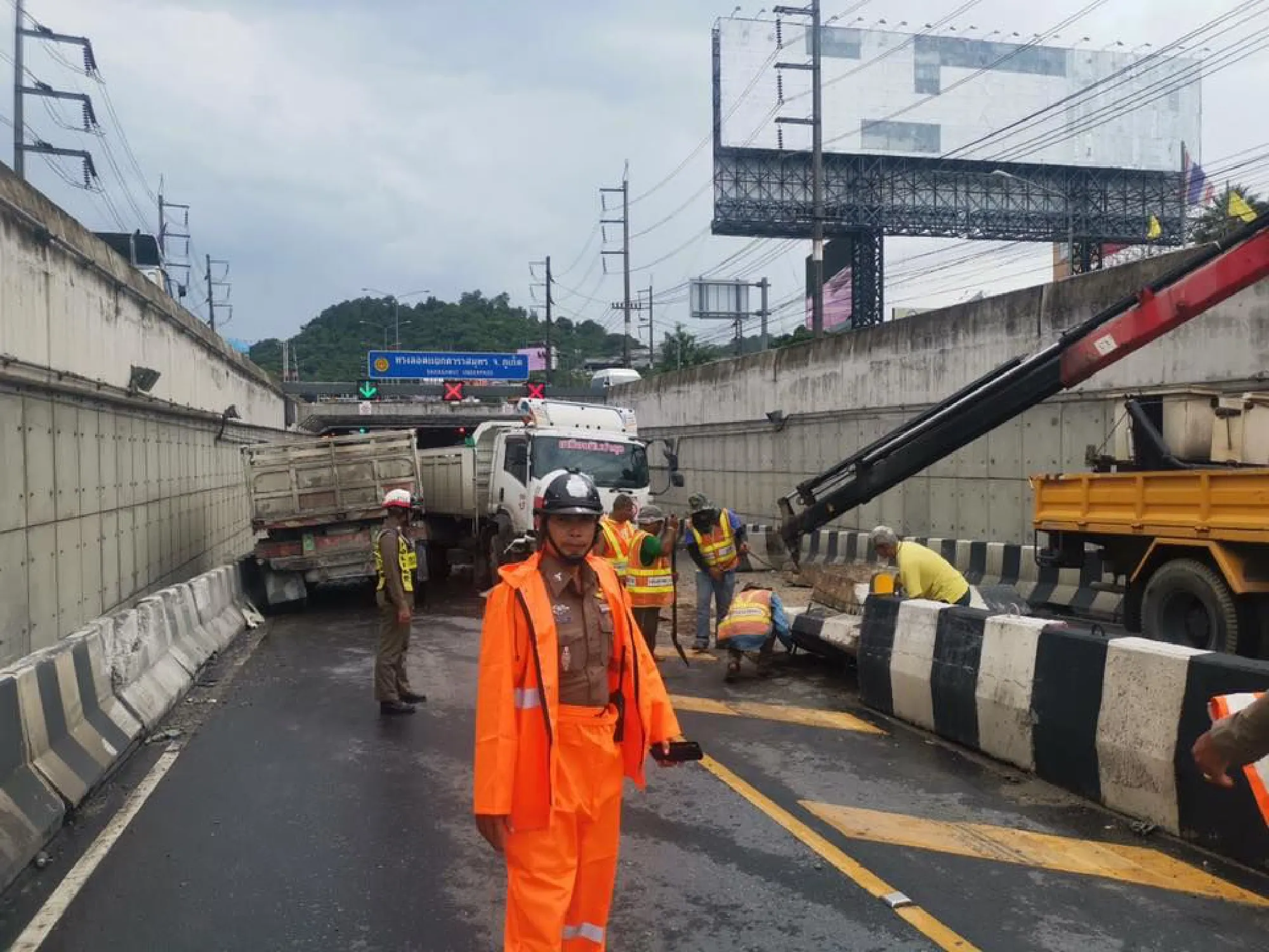Truck loses control in Phuket underpass