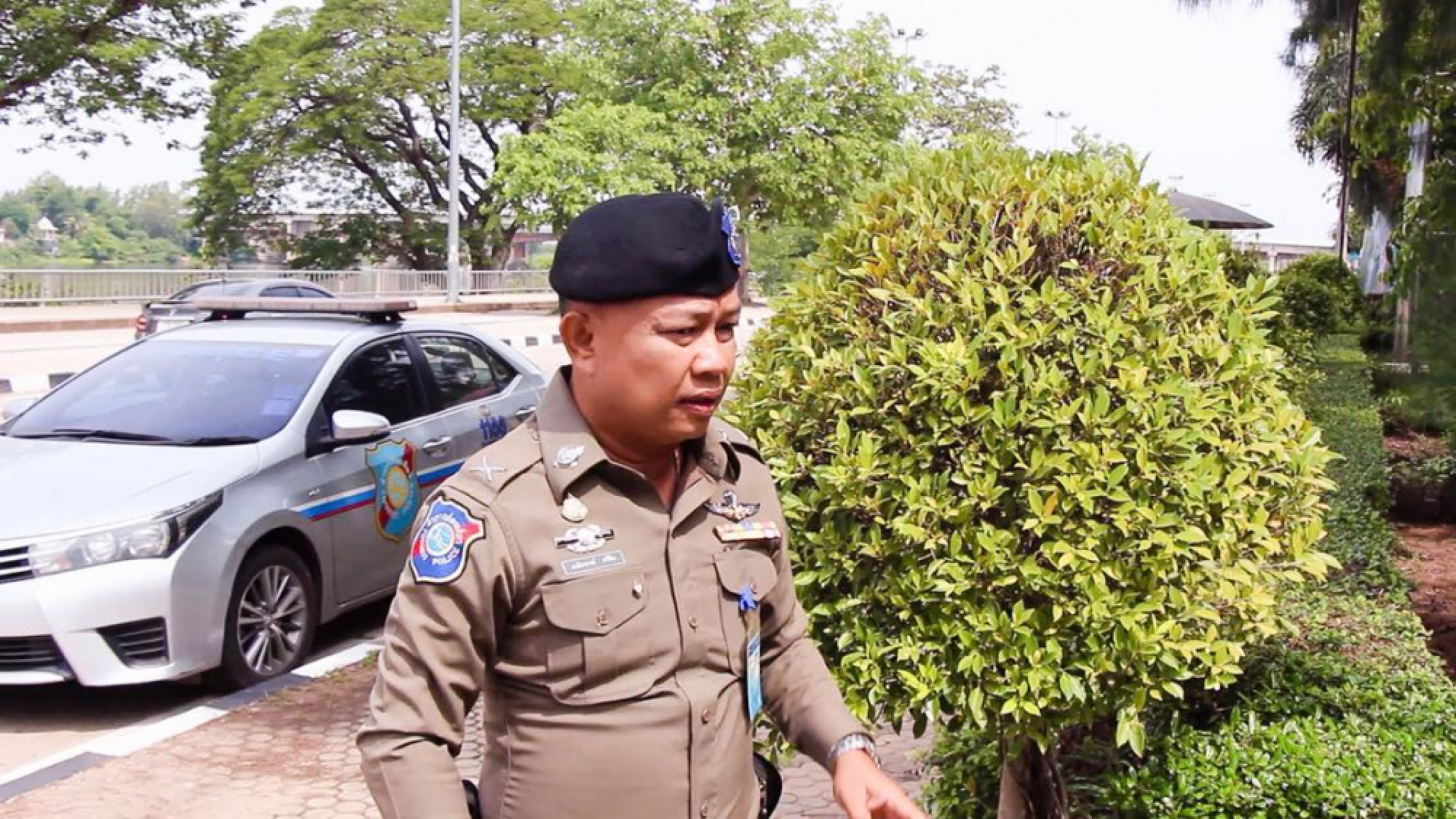 Tourist police hunt for group of men posing in the buff