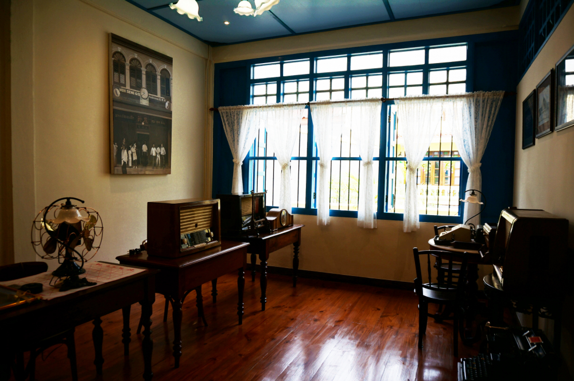 Phuket for landlubbers