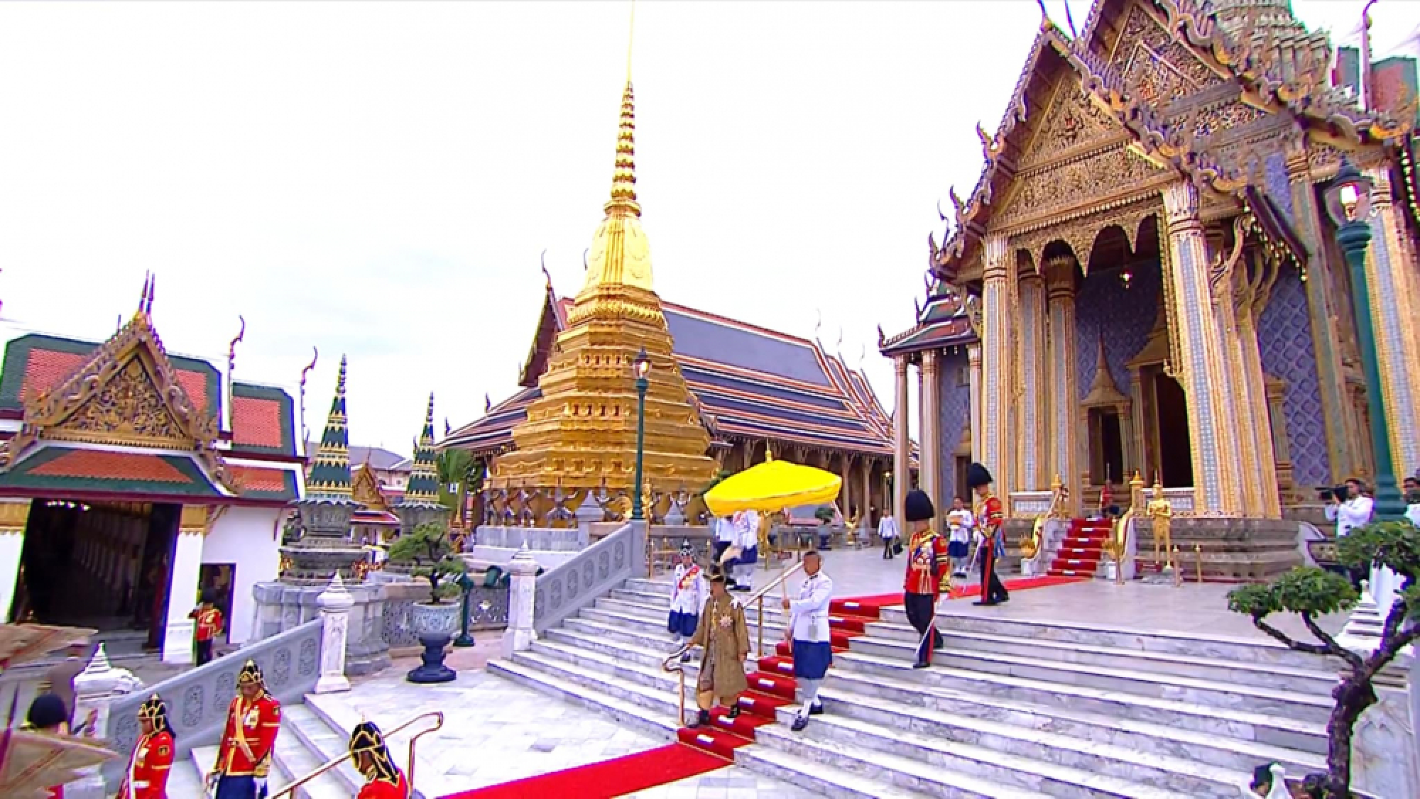 King proclaims  himself the Royal Patron of Buddhism