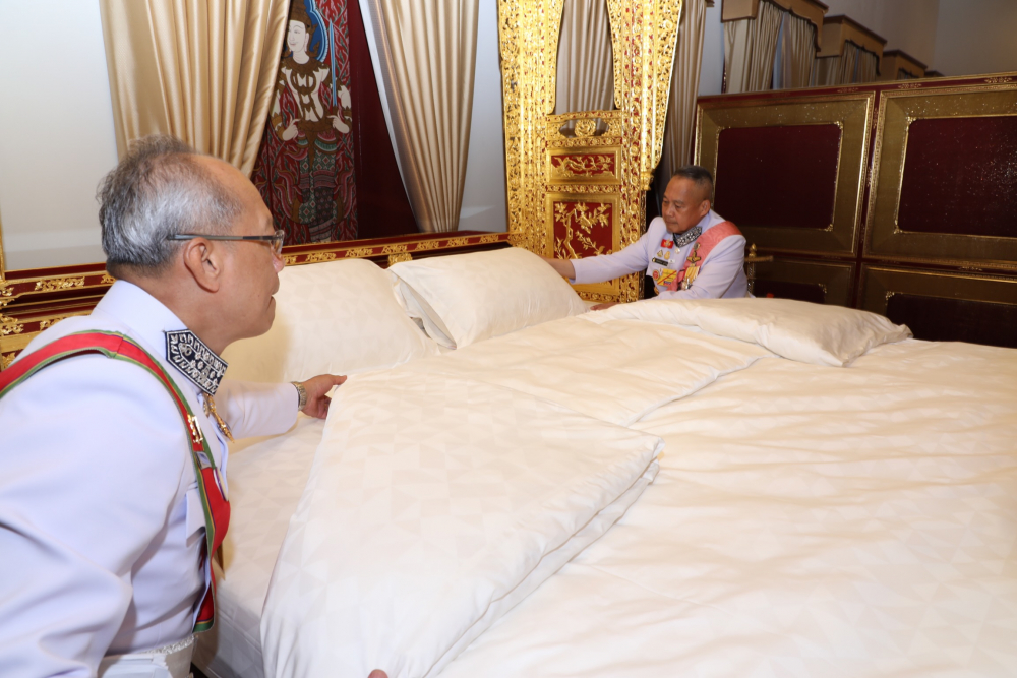 Monarch urges people to uphold country’s stability