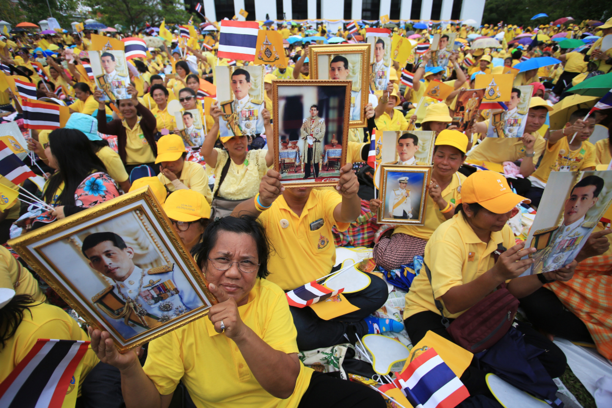 King wins hearts with first public audience