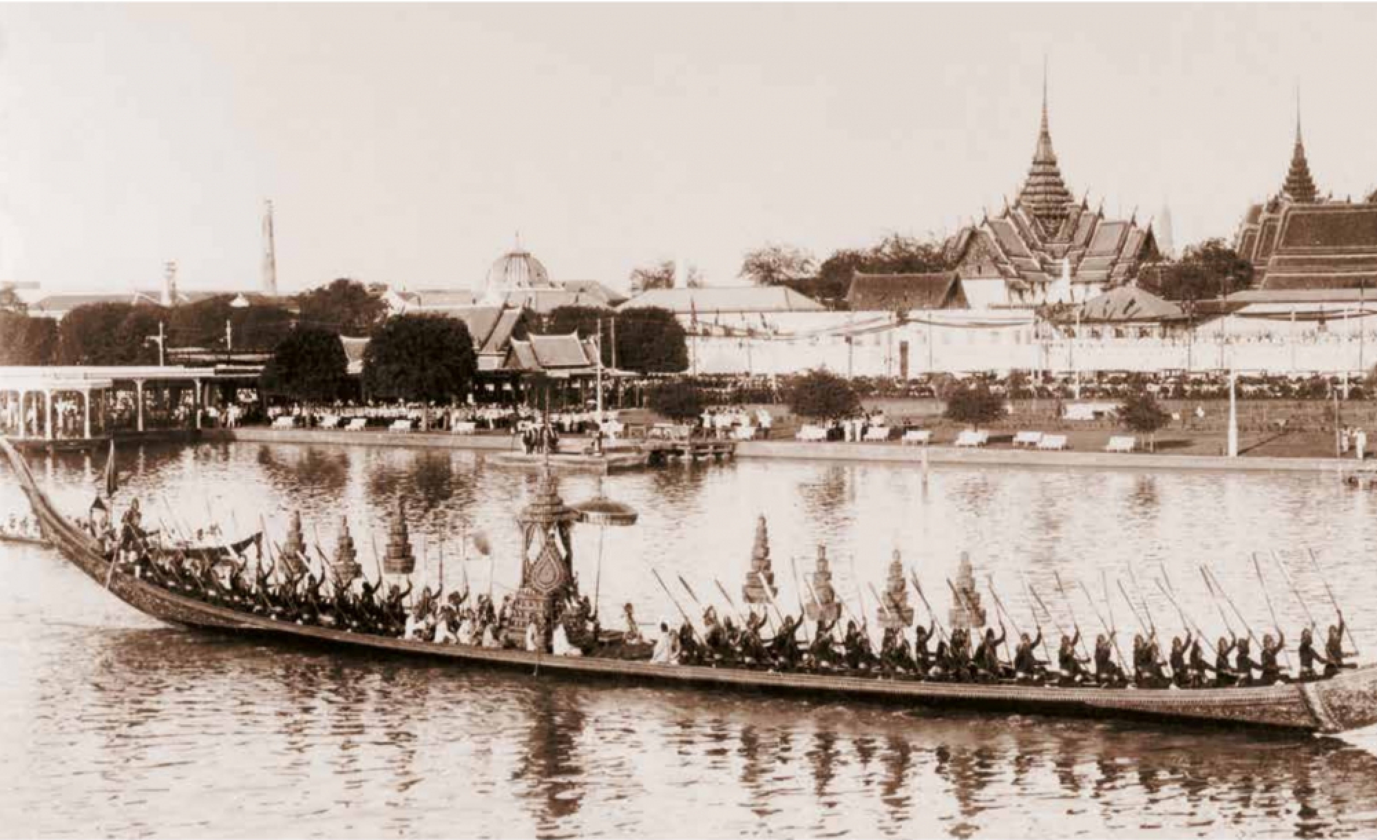 Fleet of ancient glory