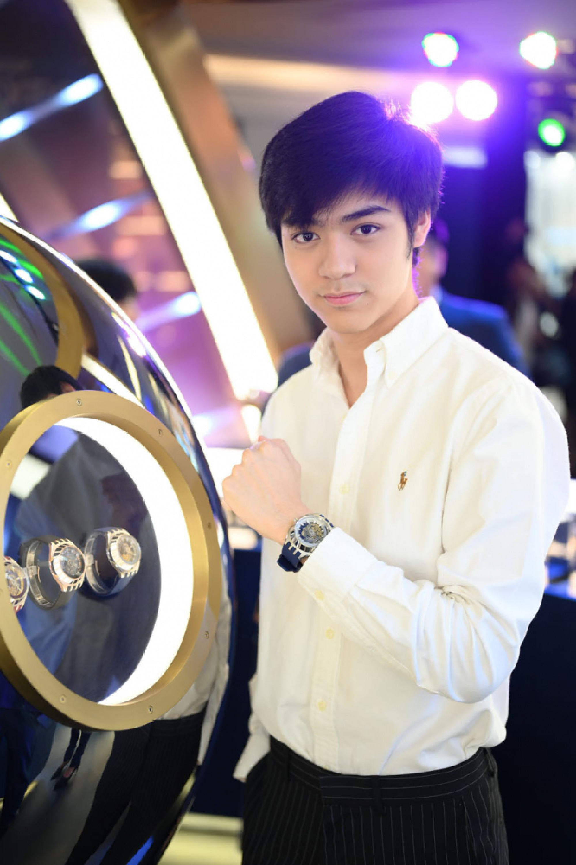 Swatch beats magnetic field