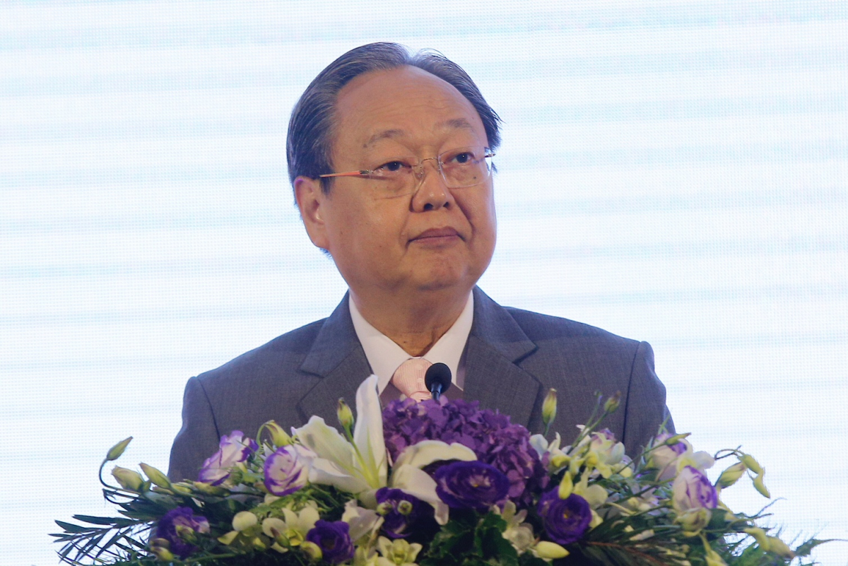 Energy Minister Sontirat Sontijirawong 