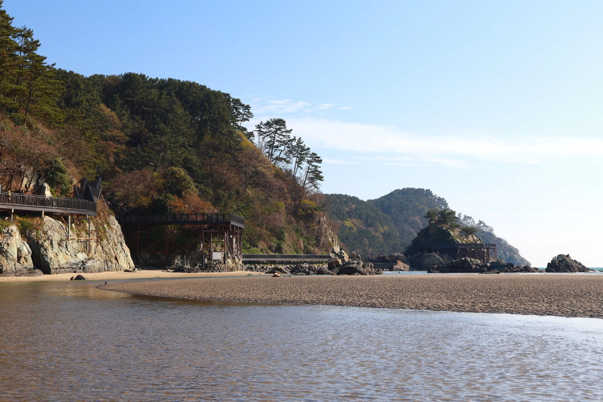 Dadaepo Beach in Busan, South Korea. (Shutterstock/mihyang ahn)