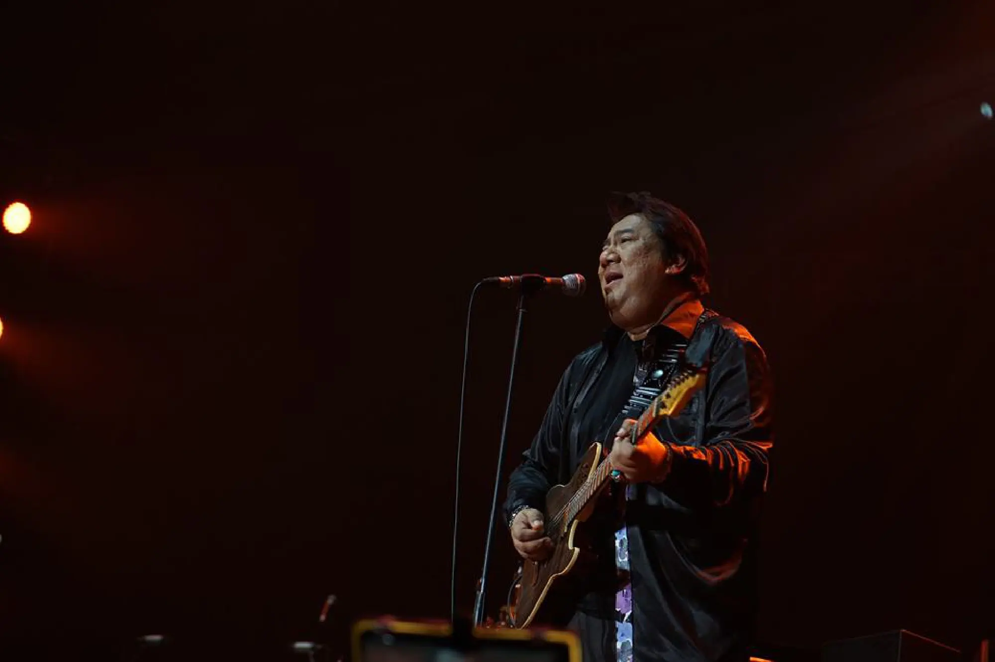 The band’s frontman Danupol “Jae” Kaewkarn 