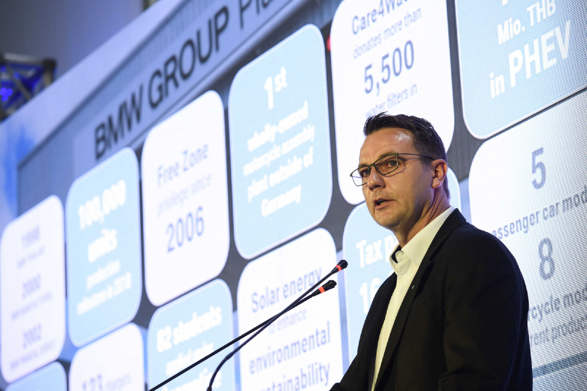 BMW kicks off lithium-ion battery production at JV plant