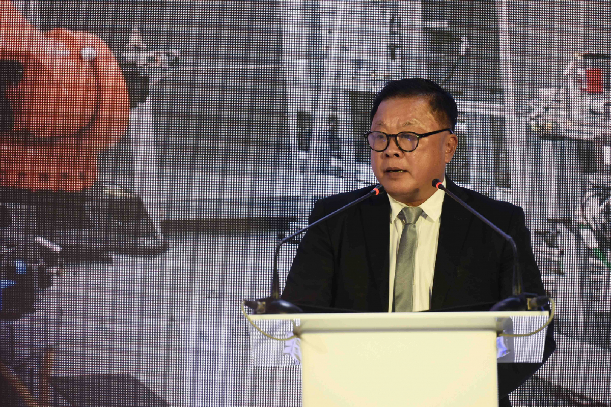 BMW kicks off lithium-ion battery production at JV plant