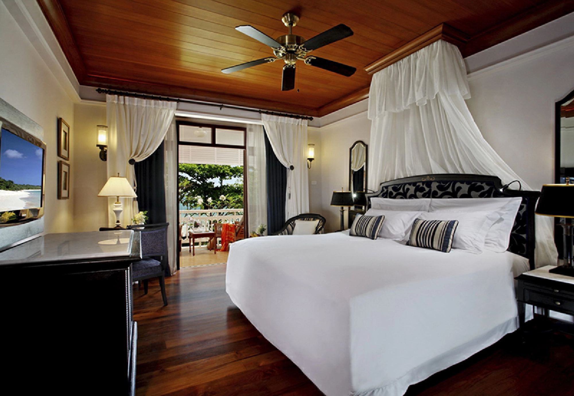 Relax and revel at Centara Hua Hin