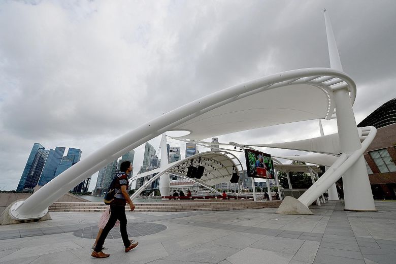 The roofing structure of the outdoor theatre at the Esplanade is painted with a 3M product which is dirt-resistant and more durable than regular paint.ST PHOTOS: SHINTARO TAY, NG SOR LUAN