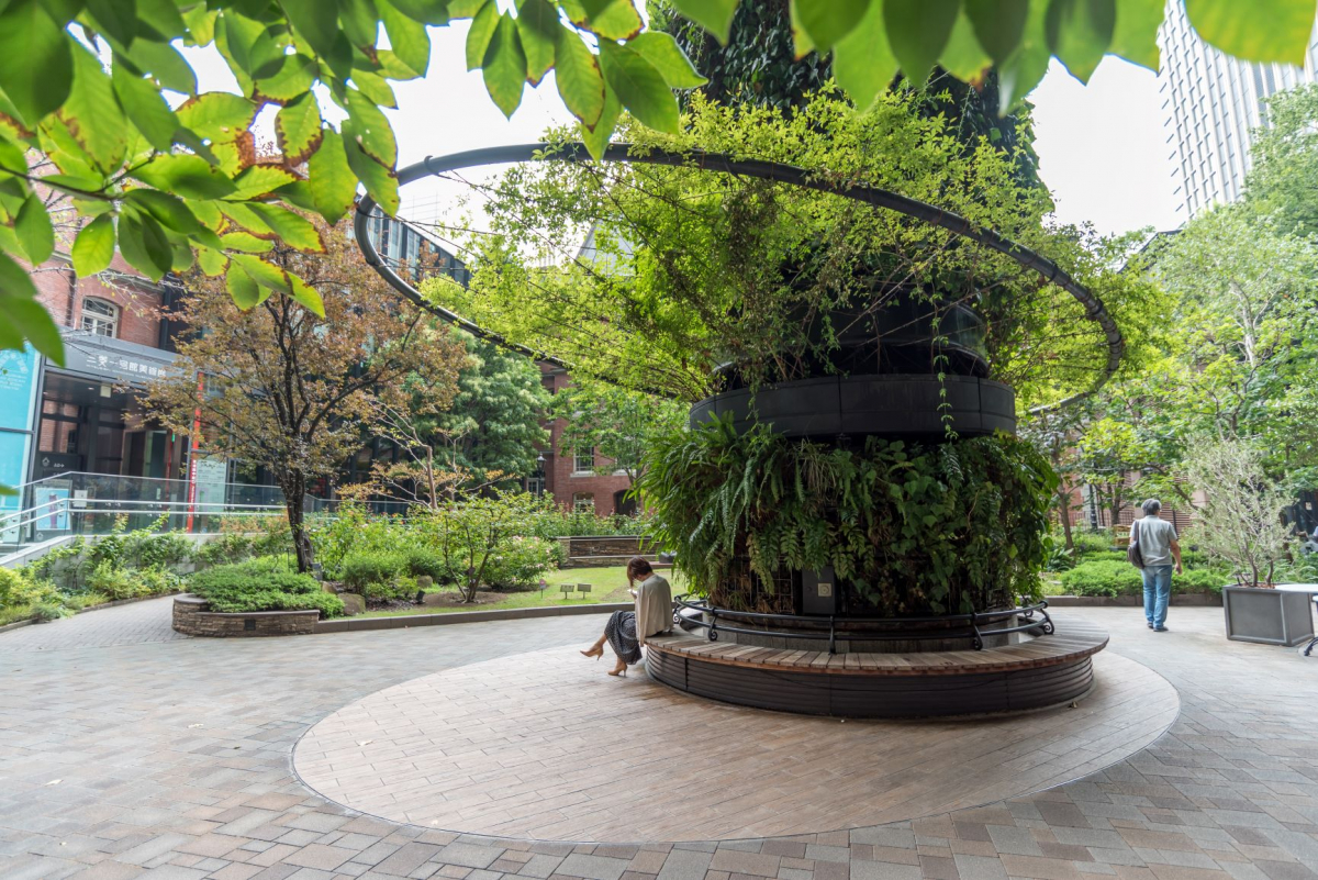 At the Ichigokan Plaza, the green landscape has been added and the area. 