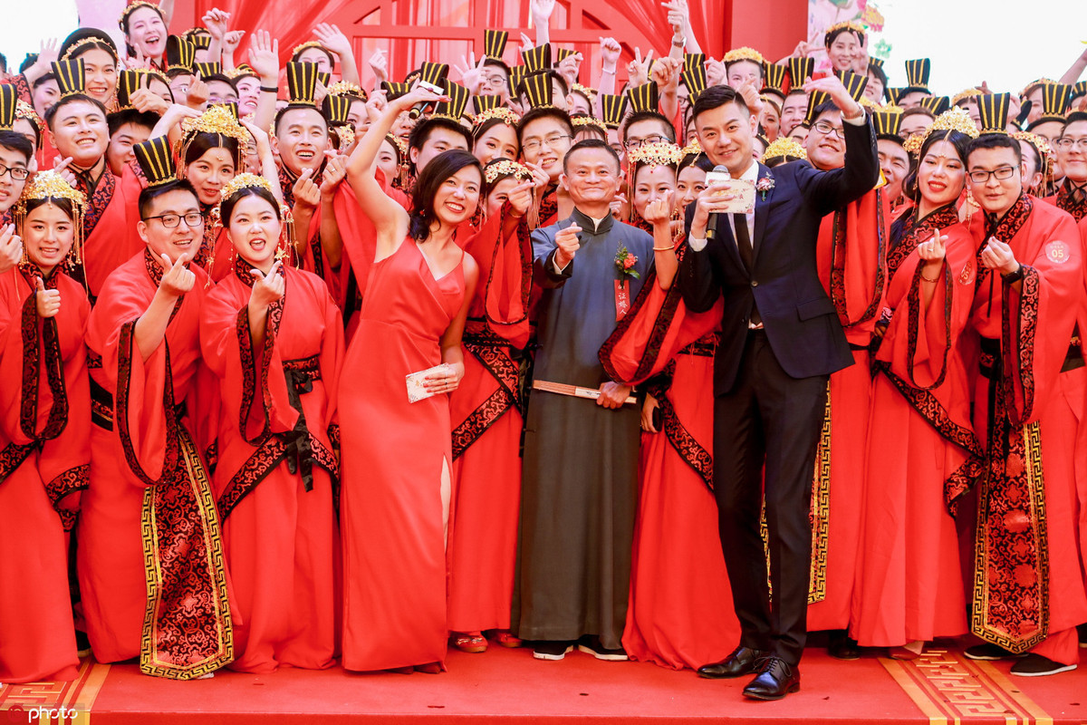 Jack Ma witnesses a group wedding for Alibaba employees at the company's headquarters in Hangzhou, Zhejiang province, May 10, 2019. [Photo/IC]