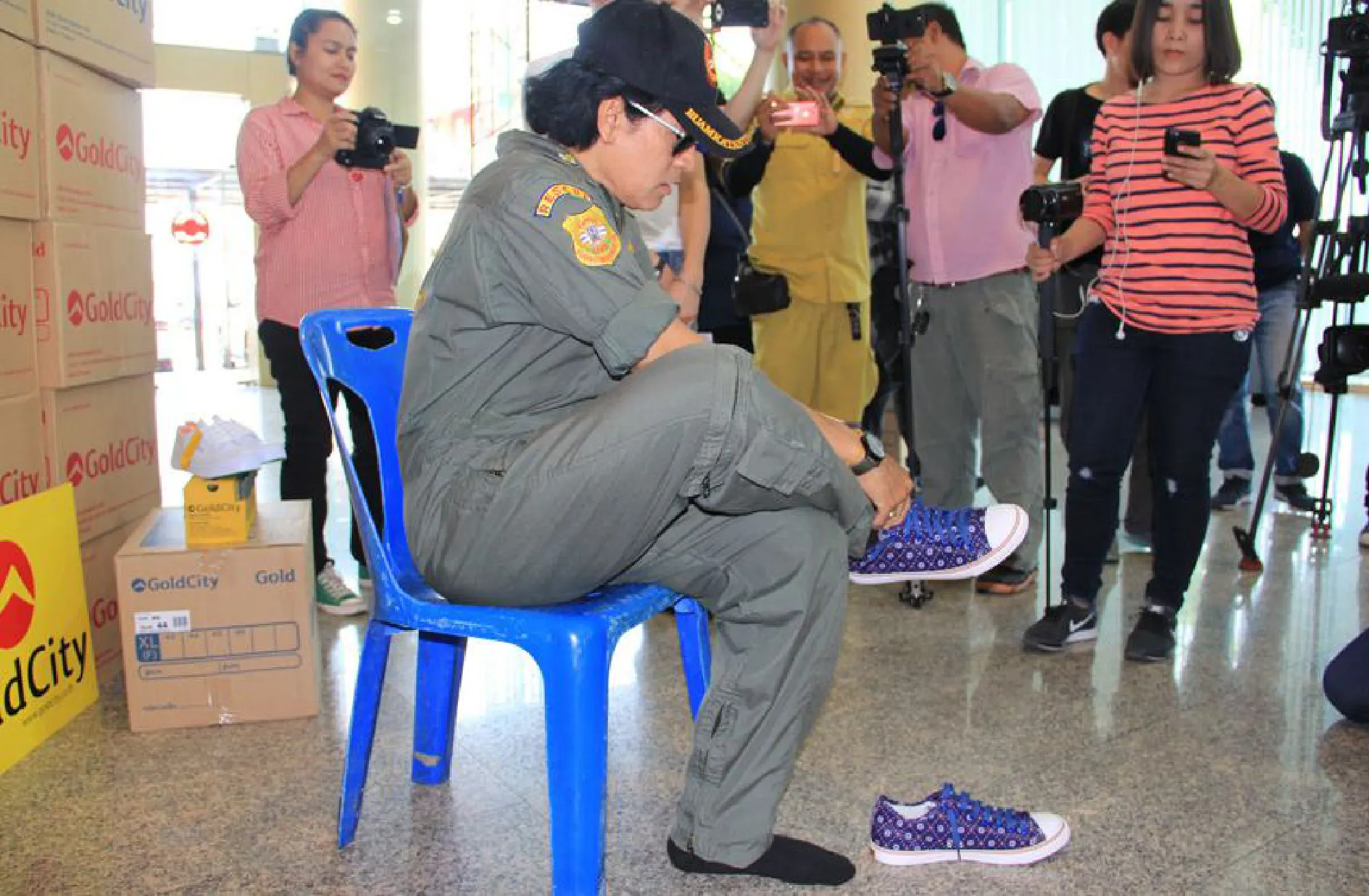 People behind fake account opened in actor’s name summoned