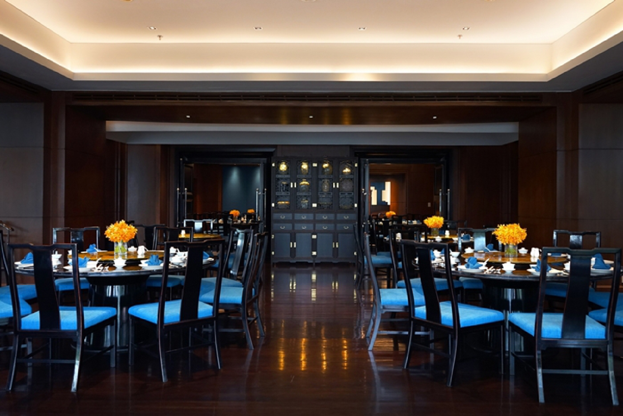 FLAVORS OF MODERN CHINA