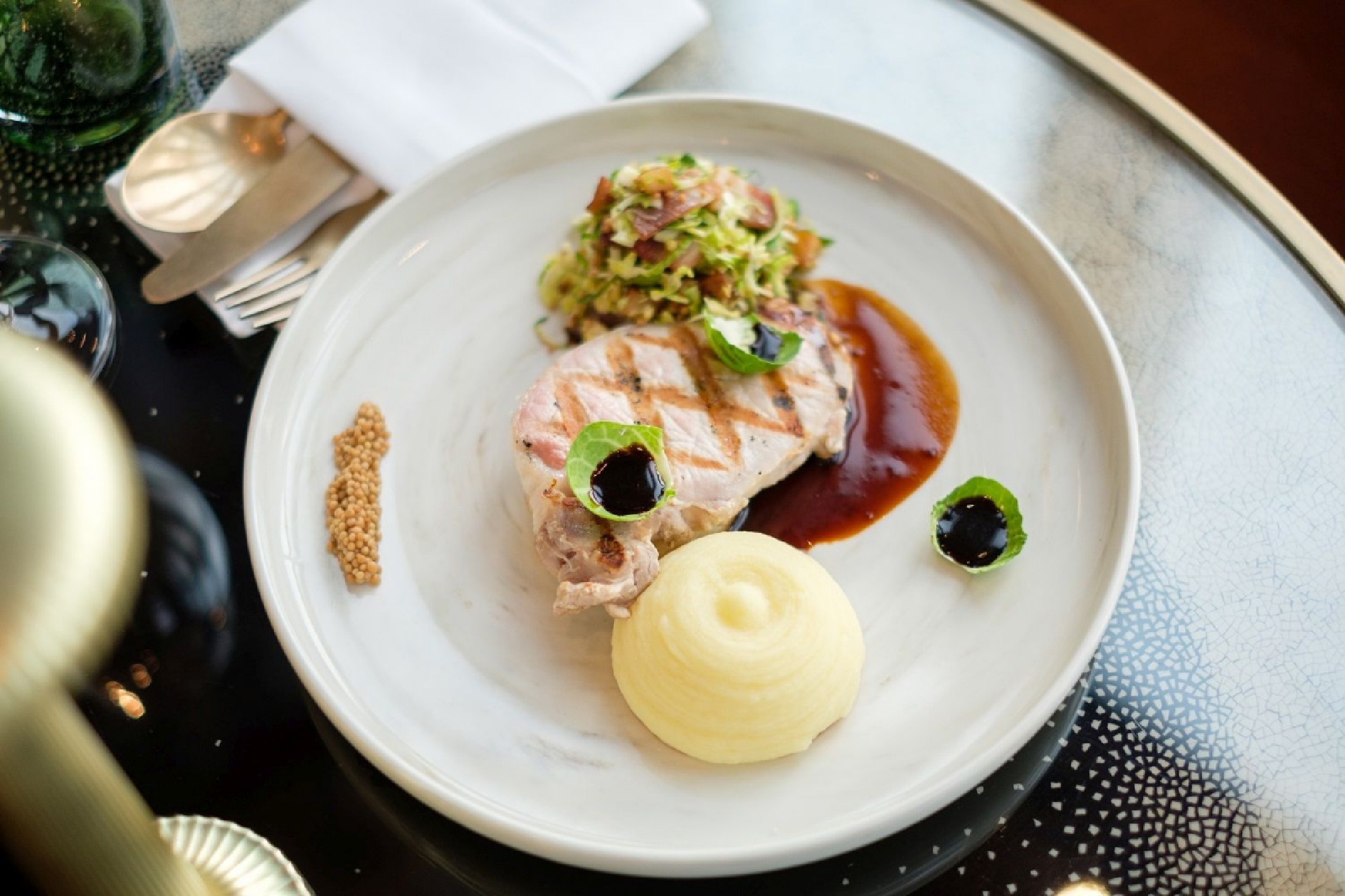 Feast awaits 76 floors straight up