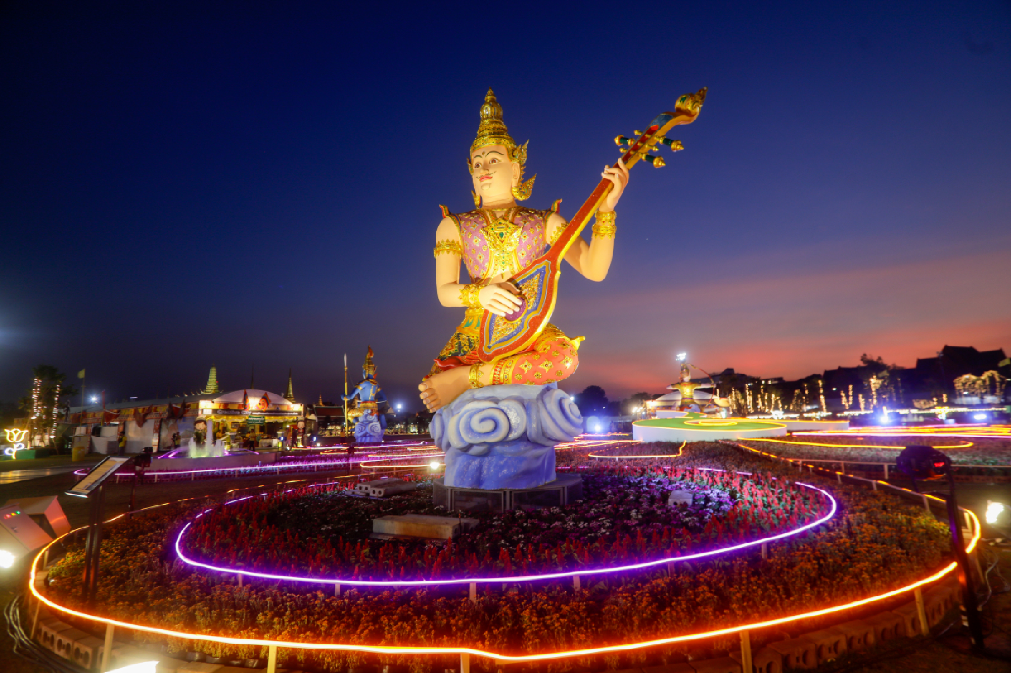 [Photo gallery] Father’s Day exhibition continue spreading goodness