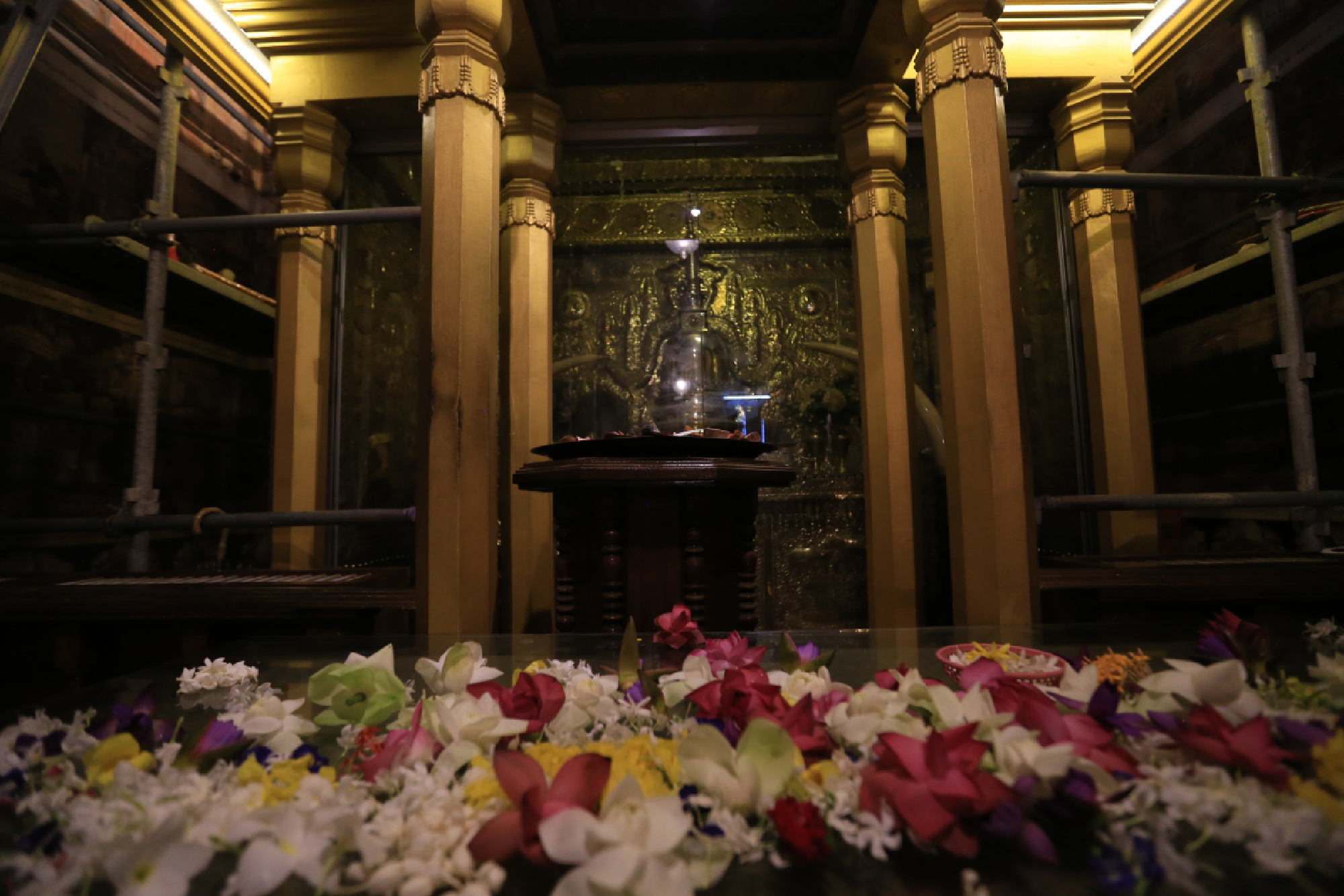 Sacred hair relic of the Buddha to enshrine in Thailand