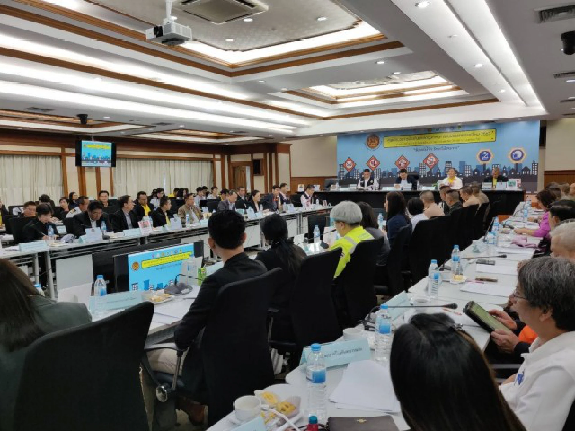 208 deaths reported halfway through 7 dangerous days