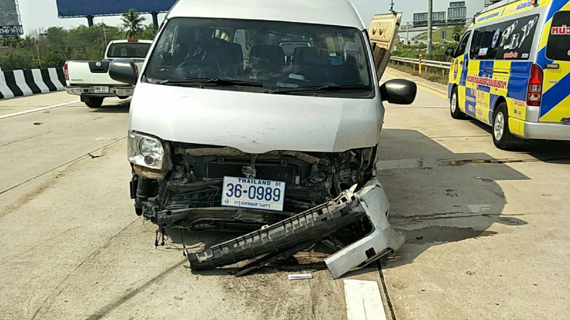 Eight British tourists injured in Pattaya van crash