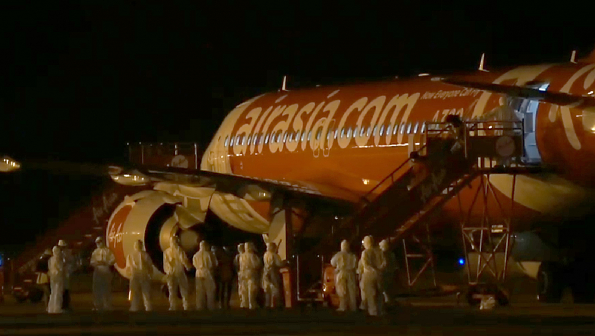 138 Thais fly home from Wuhan, placed in quarantine