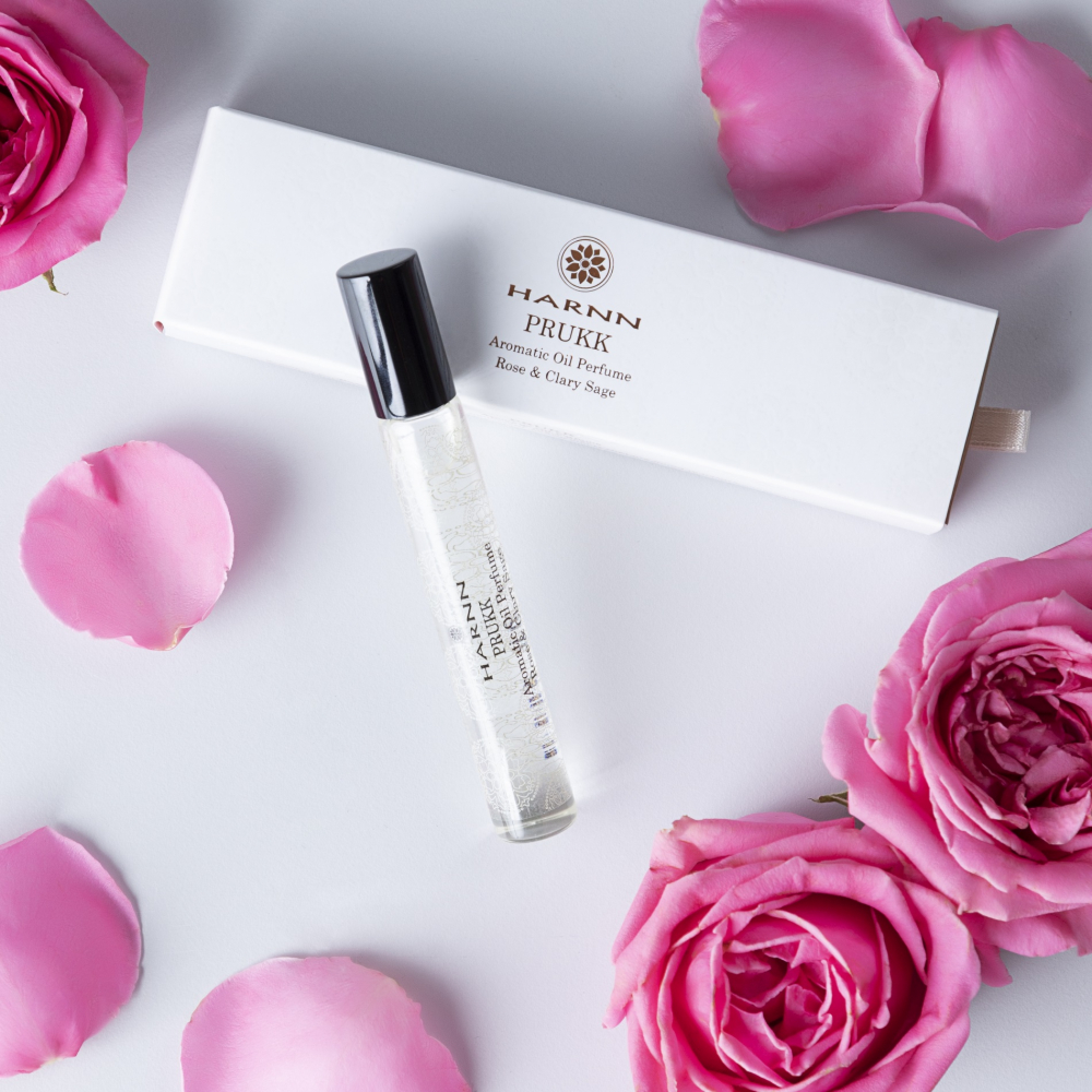 Aromatic oil perfure