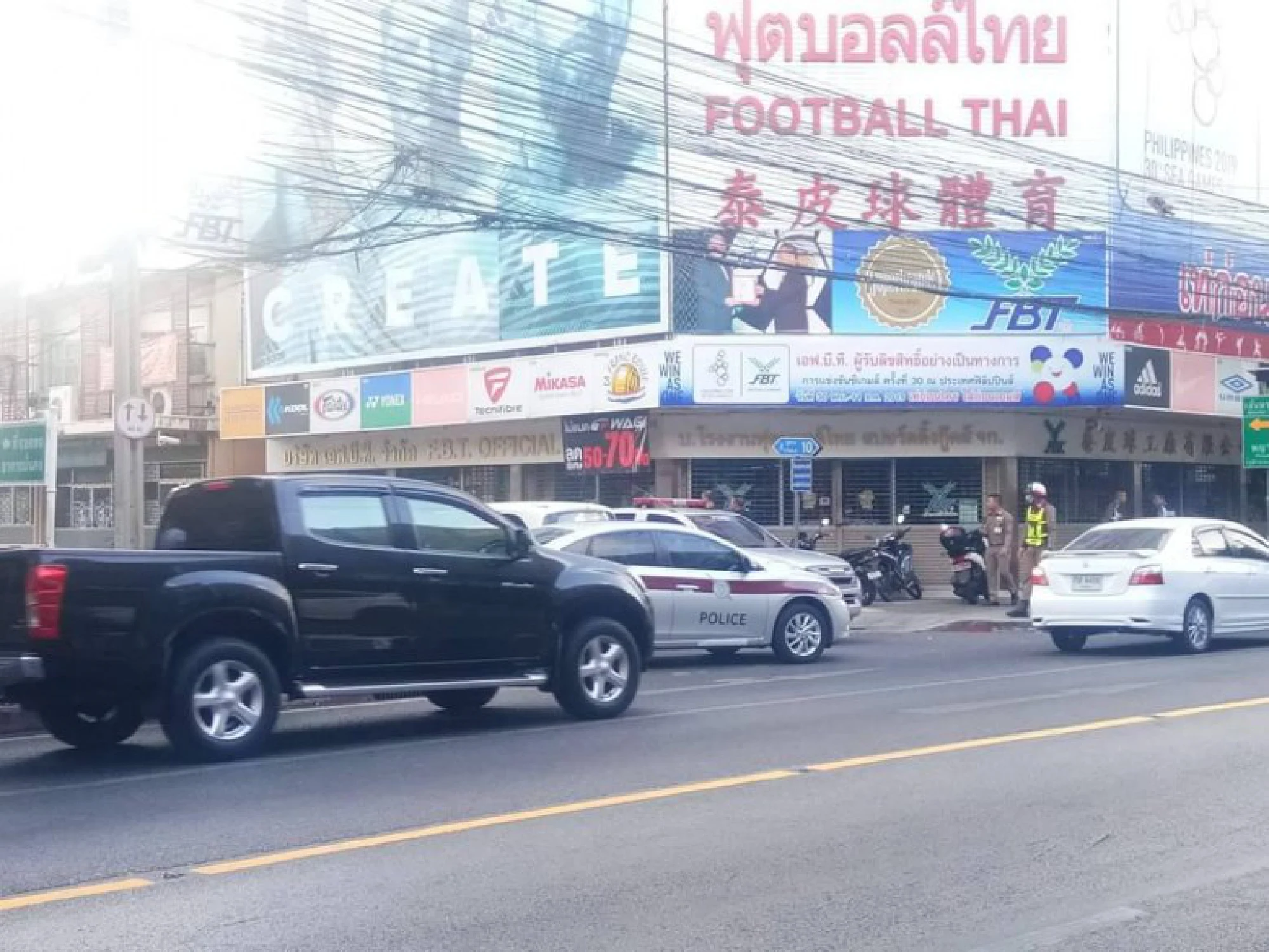 Man arrested after firing gunshots at sport apparel store