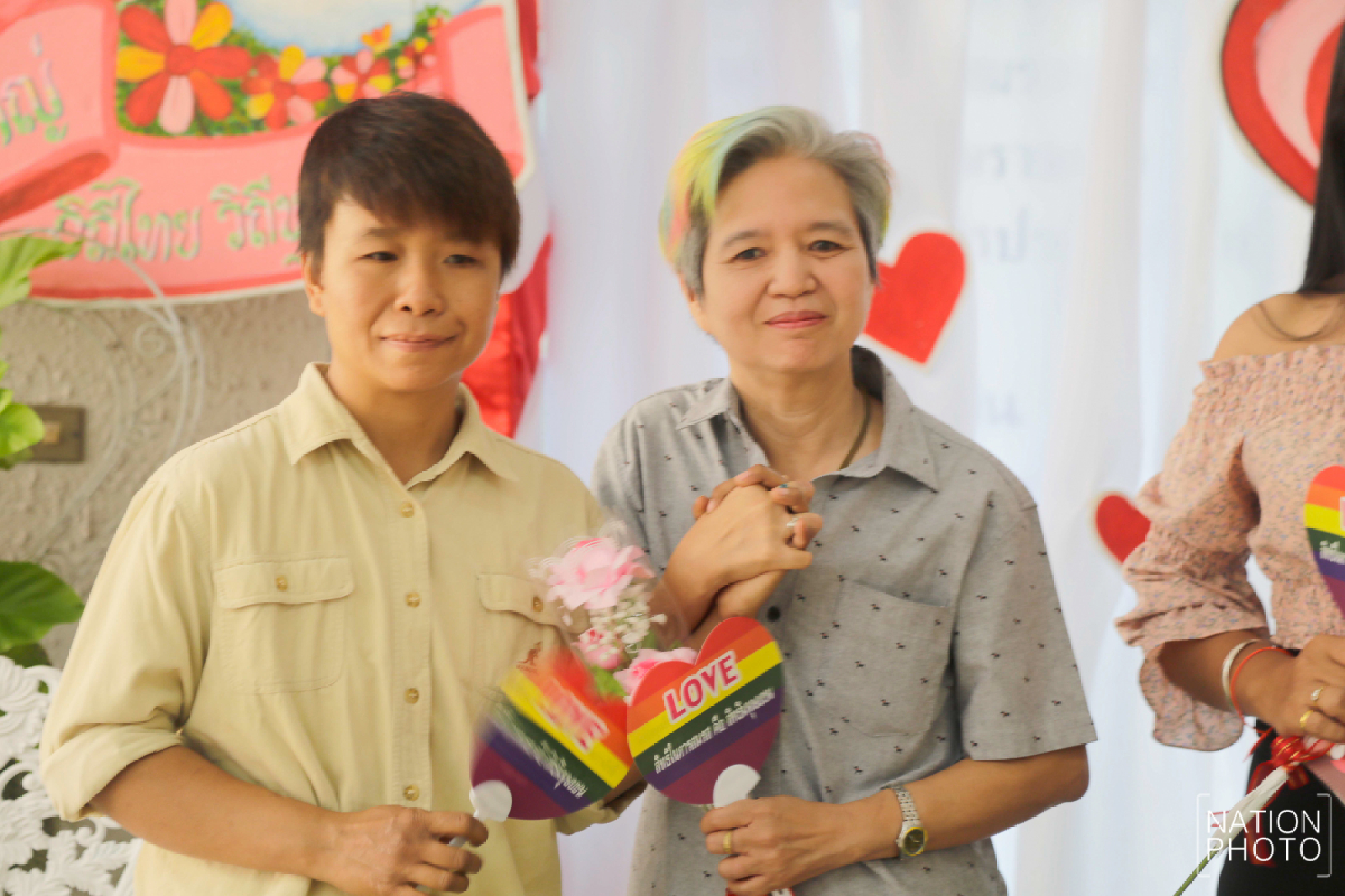 Many tie the knot on Valentine’s Day