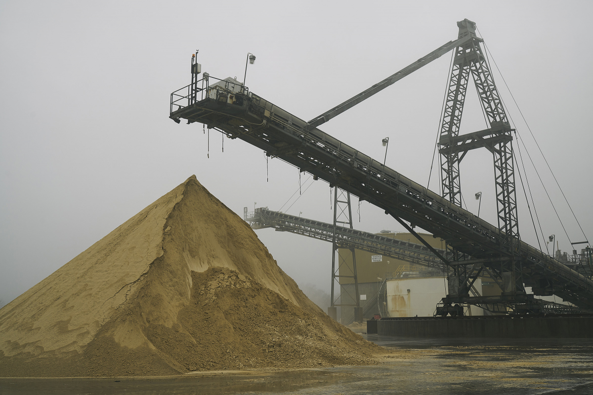 Synthetic Gypsum waste at the John E. Amos plant, which continues to operate after it was retrofitted to comply with the EPA's rule. MUST CREDIT: Photo for The Washington Post by Stacy Kranitz