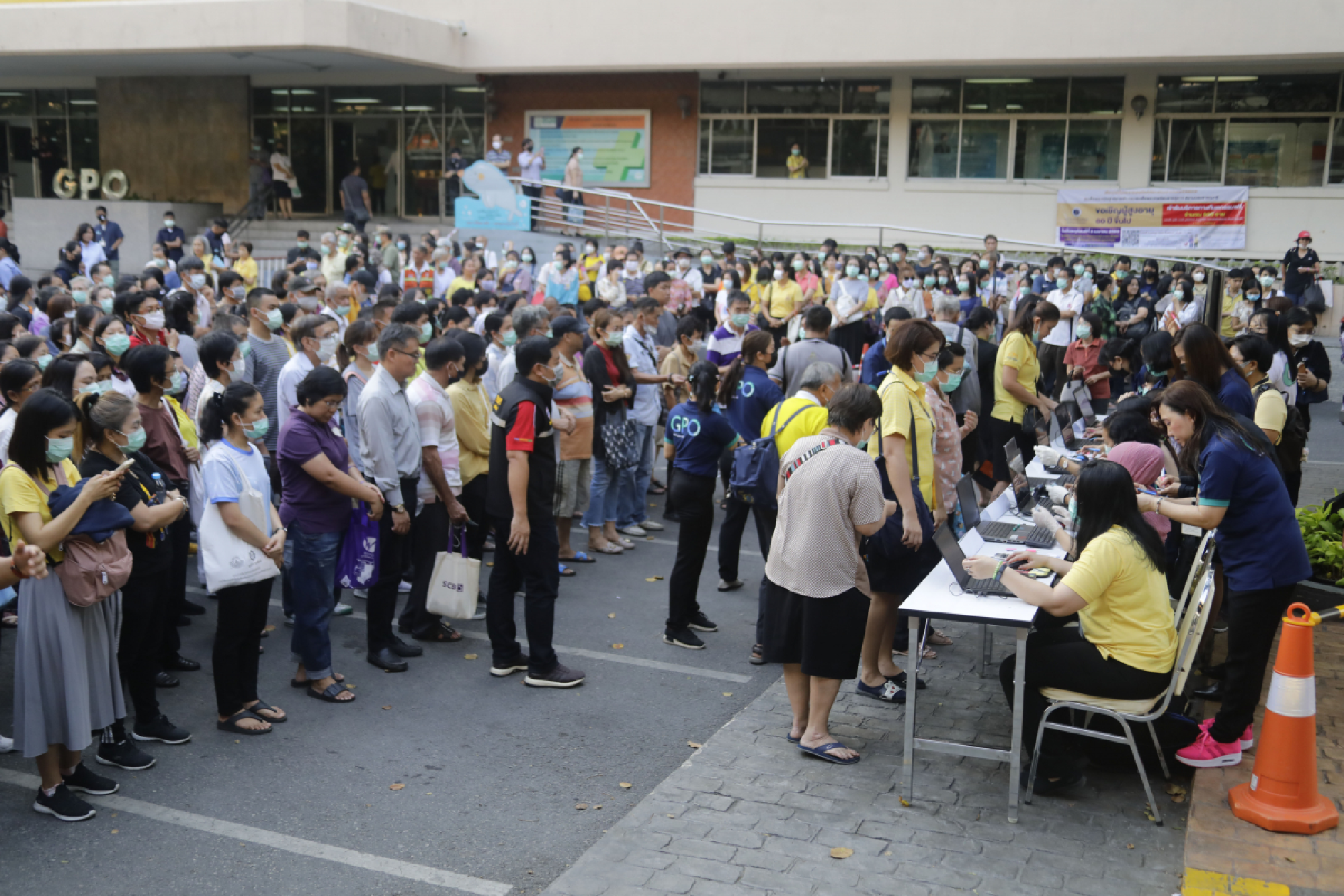 People buy masks from GPO drugstores