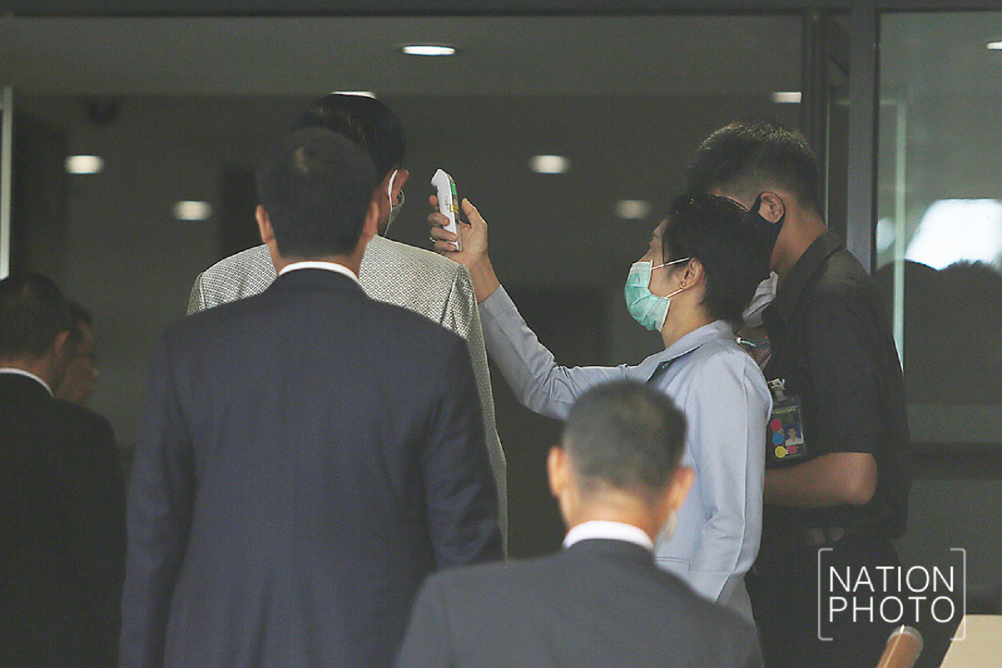 PM leads from the front with cloth face mask for Cabinet meeting