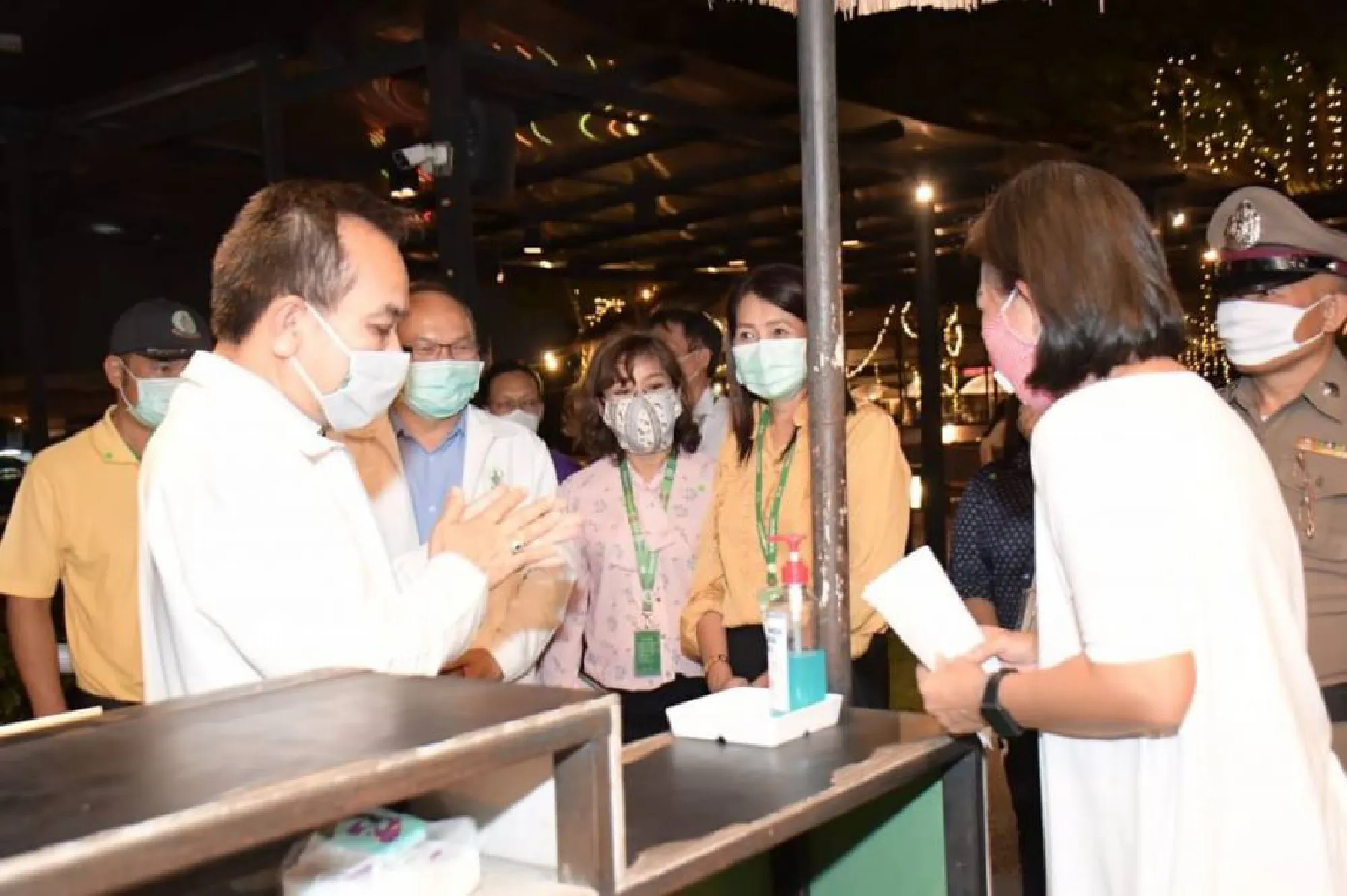 Bangkok officers check if entertainment venues heeding closure orders