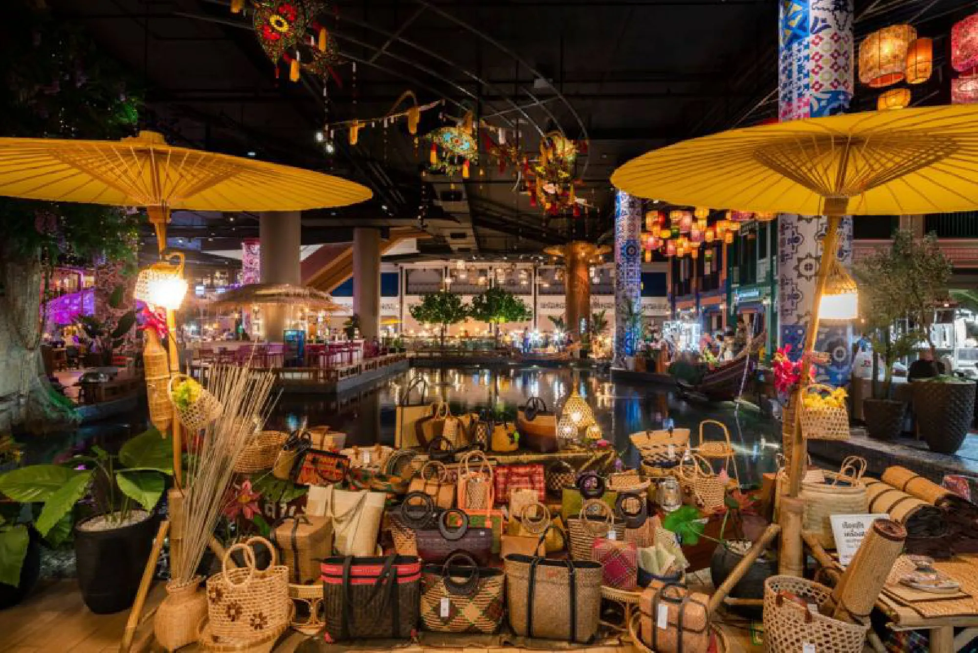 Siam Piwat offers free space to traders hit by Covid-19