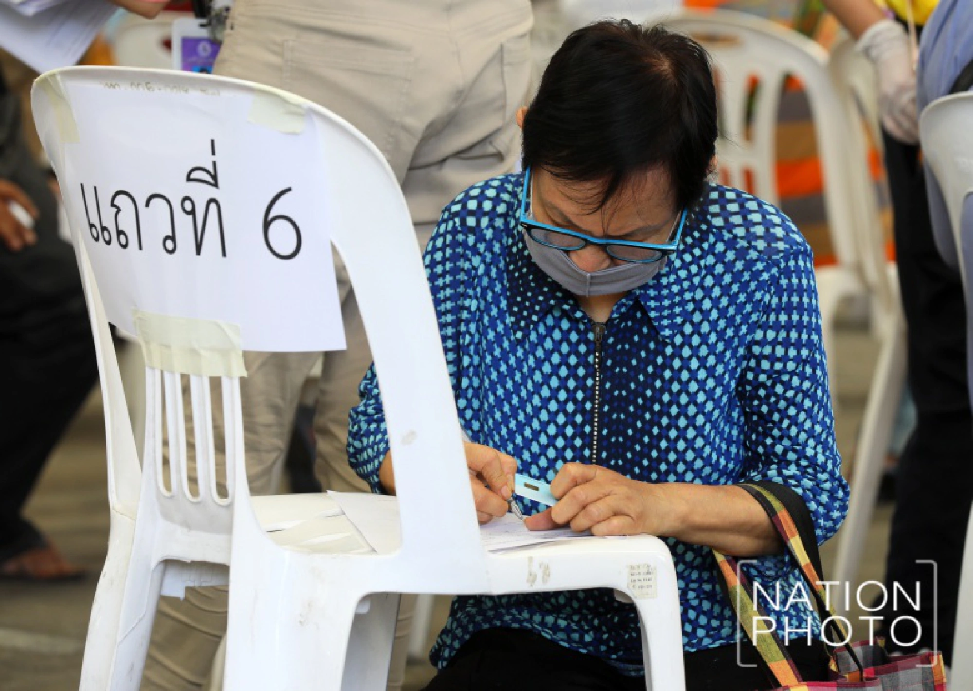 Millions make resubmission for cash handout