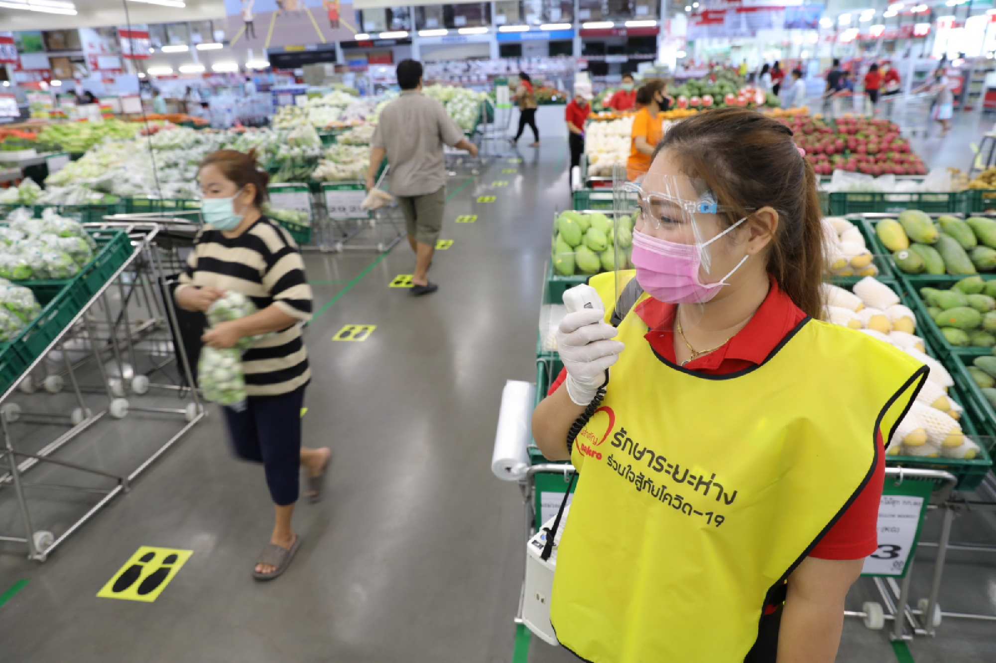 Makro boosts anti-virus measures ahead of Sunday relaxation