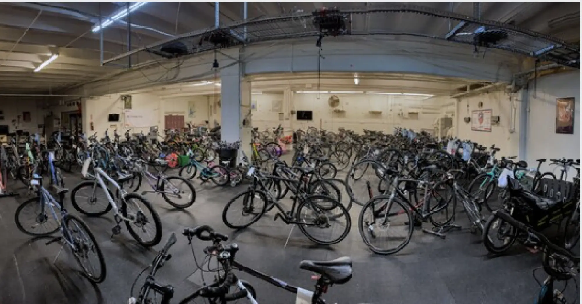 Bikes waiting for repair at City Bikes. MUST CREDIT: Washington Post photo by Bill O'Leary.