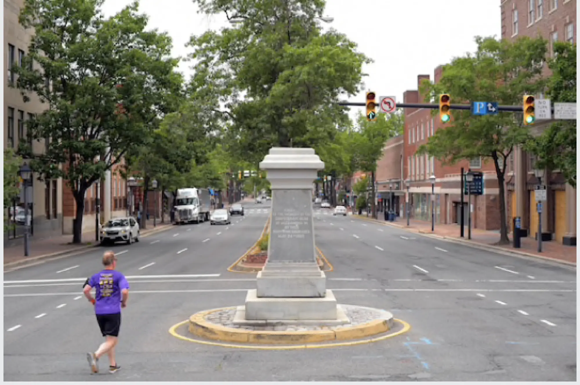 A Confederate soldier statue was removed from its pedestal in Alexandria, Va., at daybeak June 2, 2020. MUST CREDIT: Washington Post photo by John McDonnell