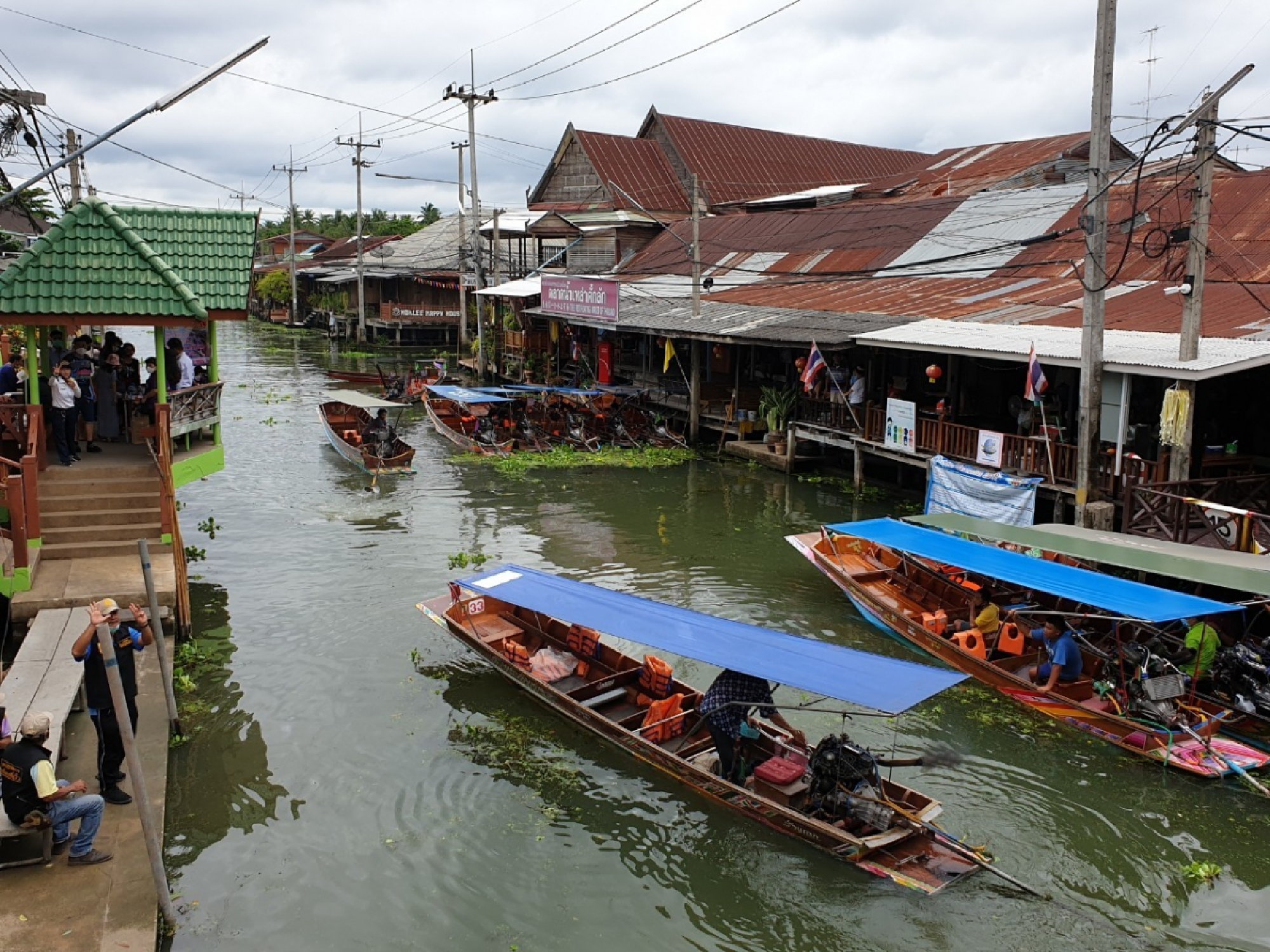 TAT offers free boat rides as part of campaign to bring tourists back to Damnoen Saduak