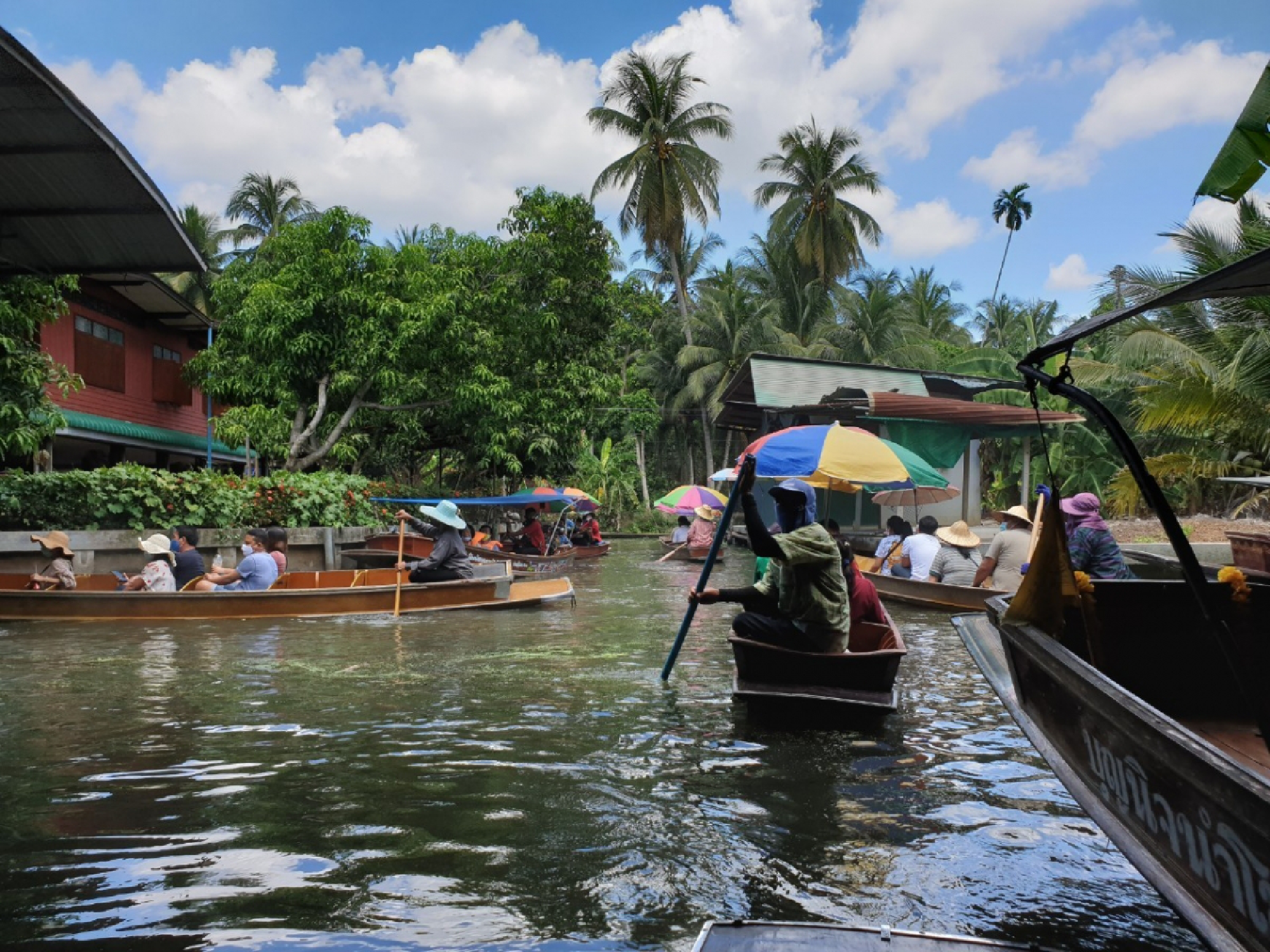 TAT offers free boat rides as part of campaign to bring tourists back to Damnoen Saduak