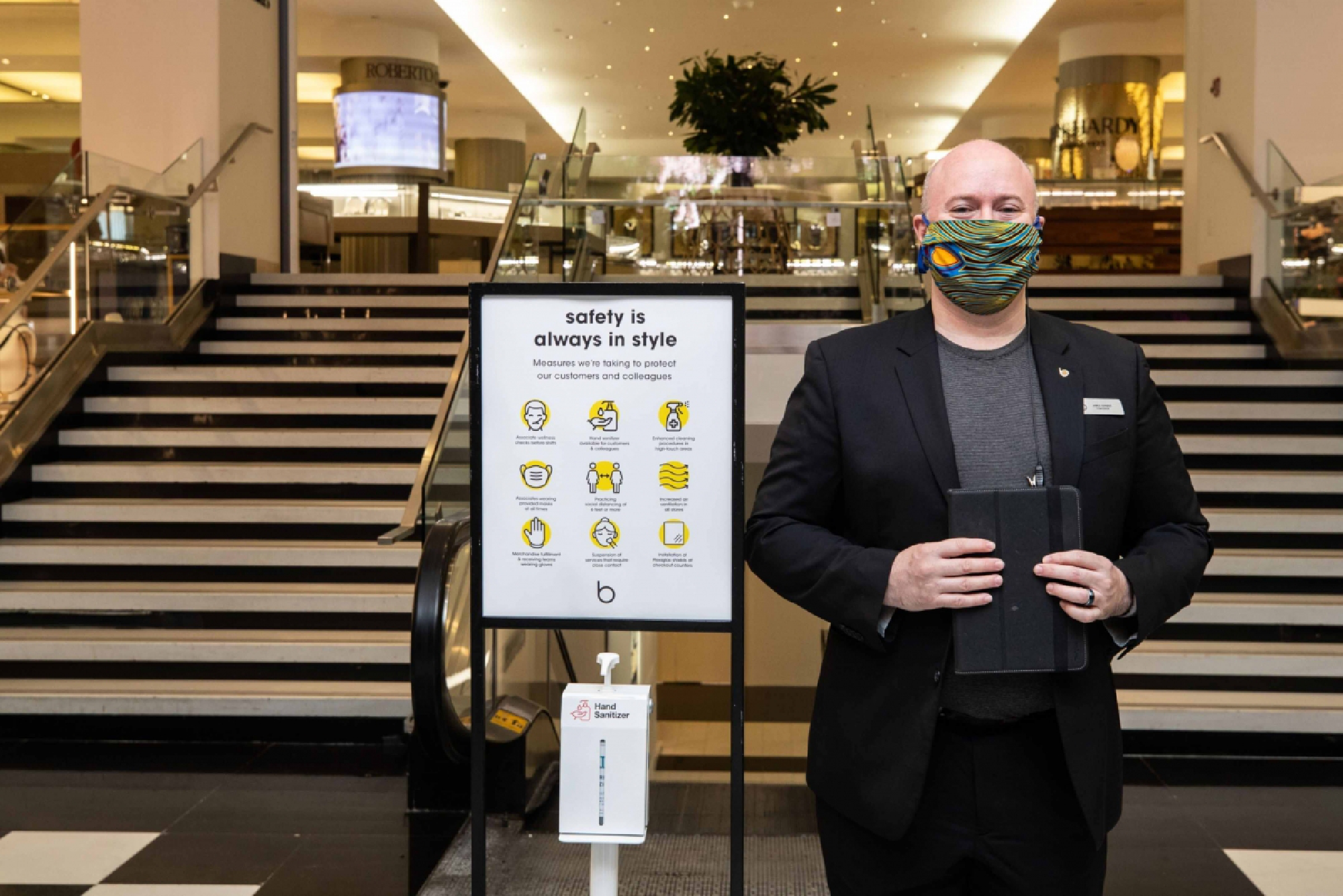 Greeter James Gerber in Bloomingdale's in New York on June 22, 2020. MUST CREDIT: Bloomberg photo by Jeenah Moon