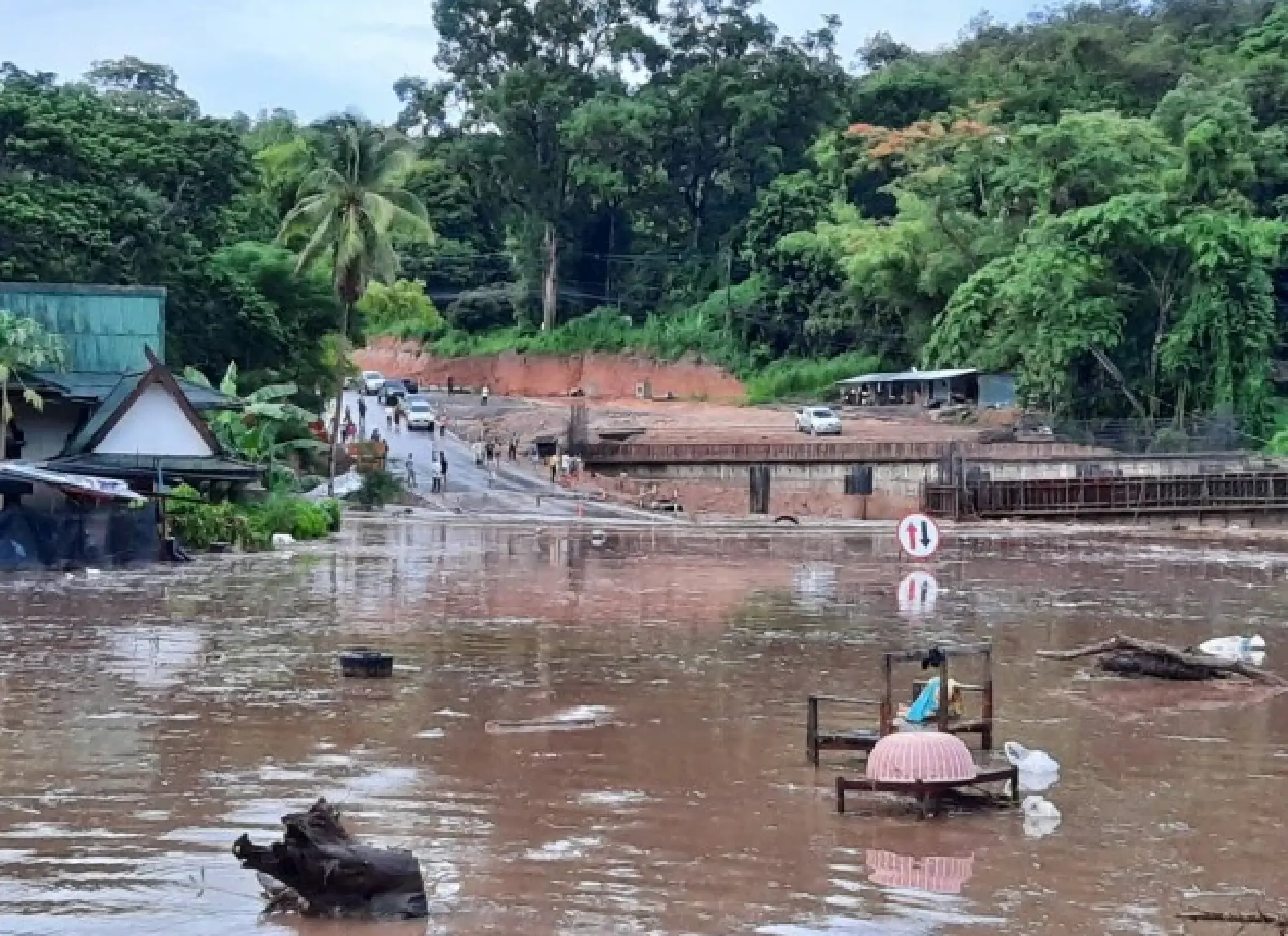 All-night rain floods North’s main artery