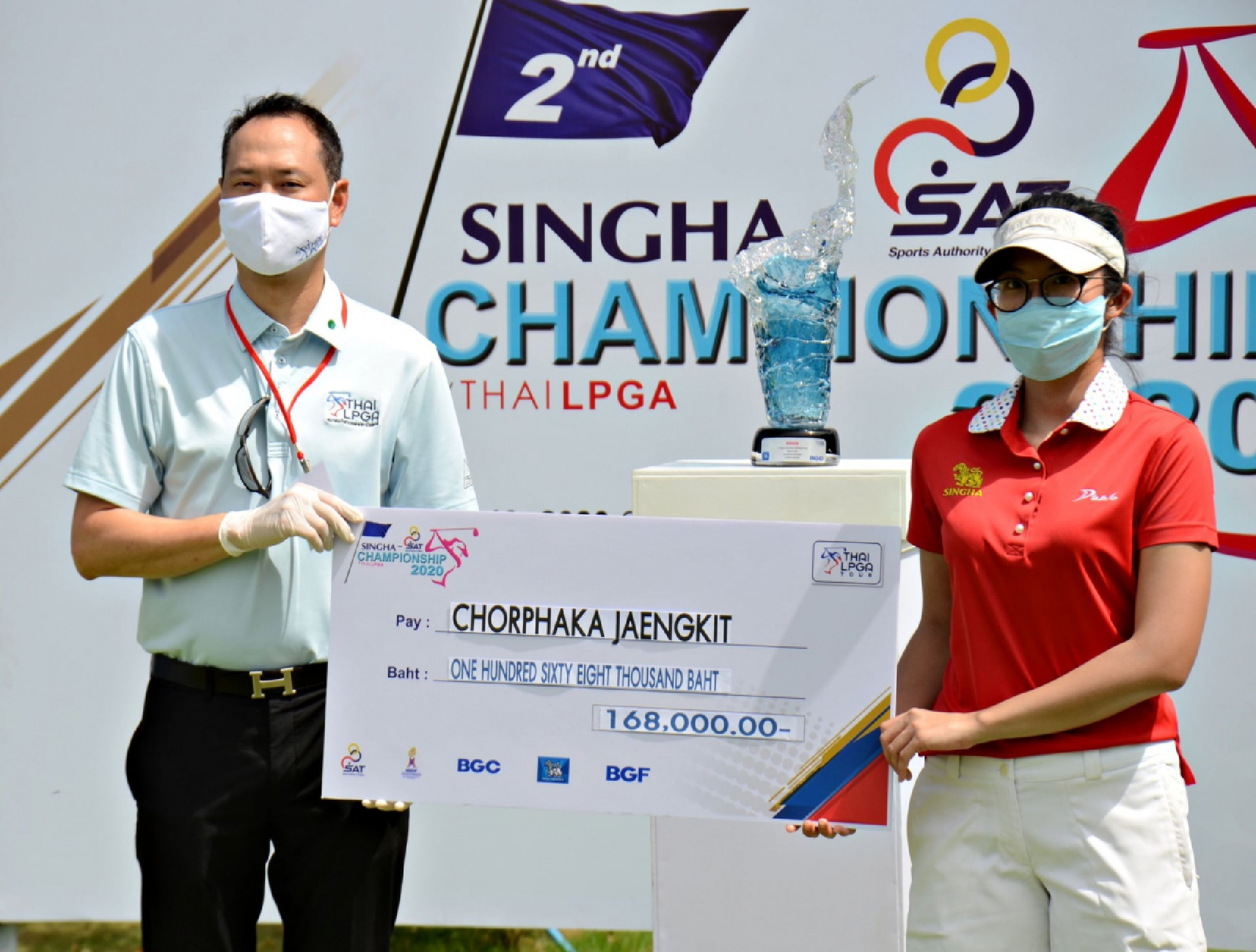 Student Kan hands pros a lesson at Bt1.4m Hua Hin tournament