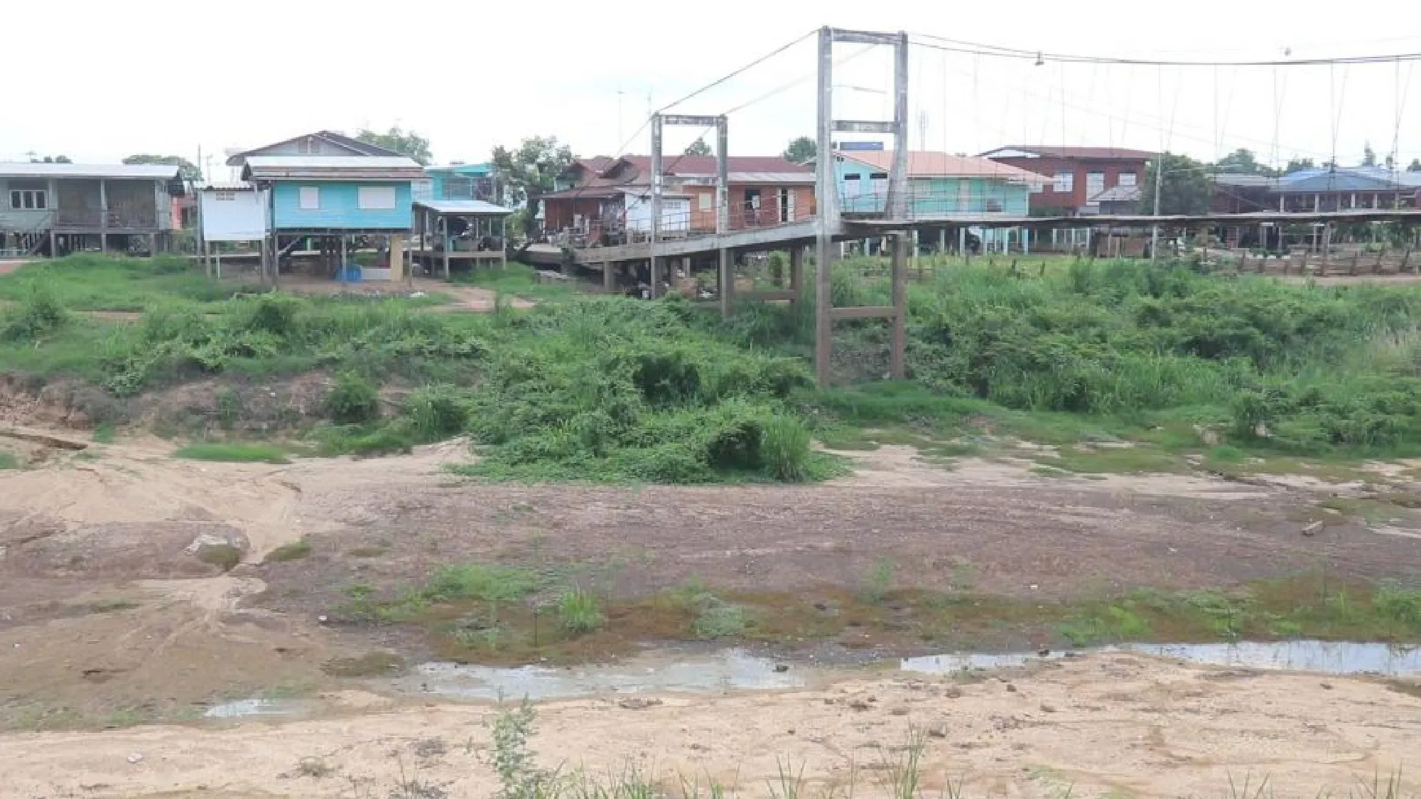 Lack of rain dries up Phichit’s Yom River